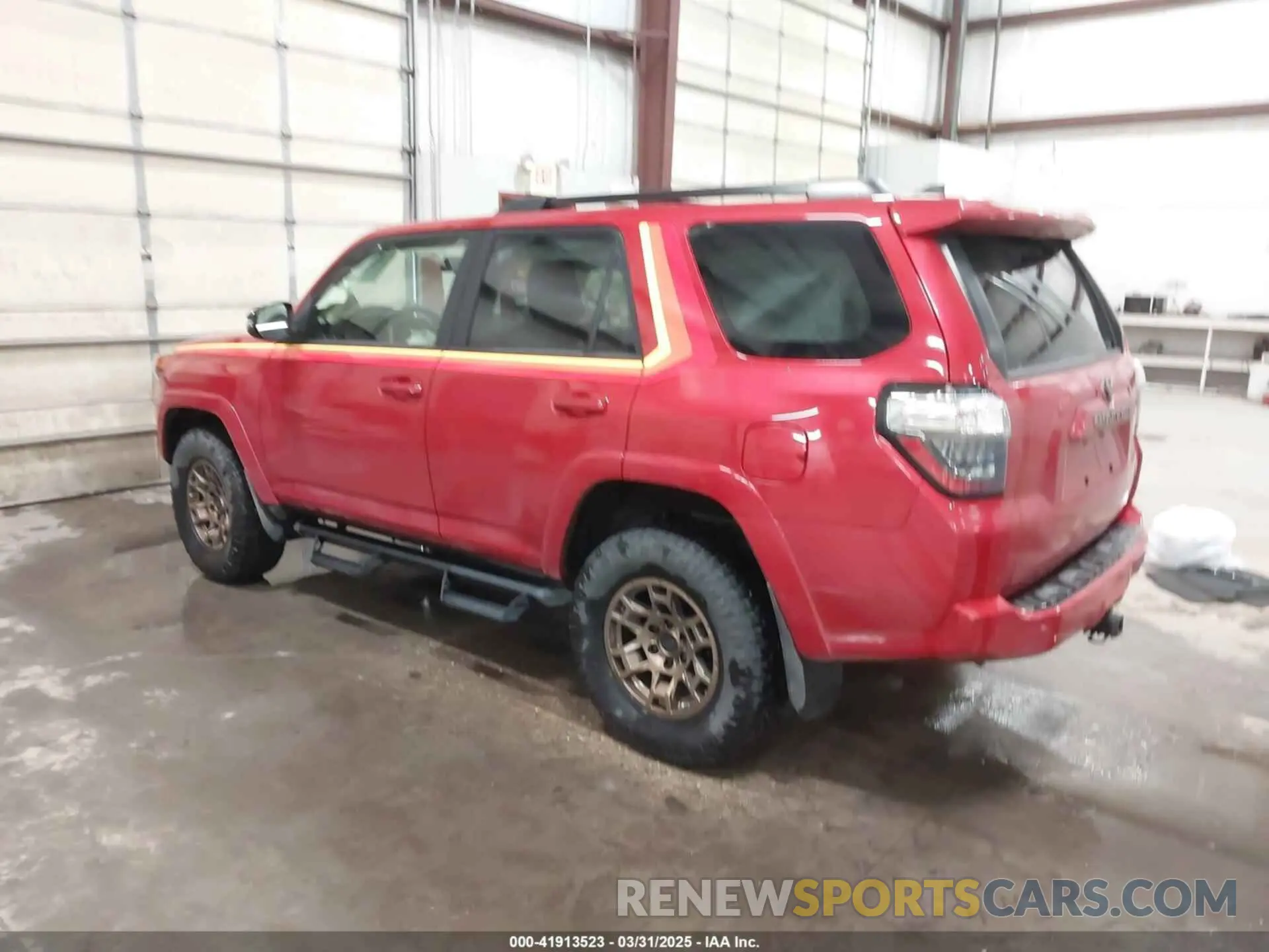 3 fotografías del automóvil dañado JTEUU5JR3P6153667 TOYOTA 4RUNNER 2023