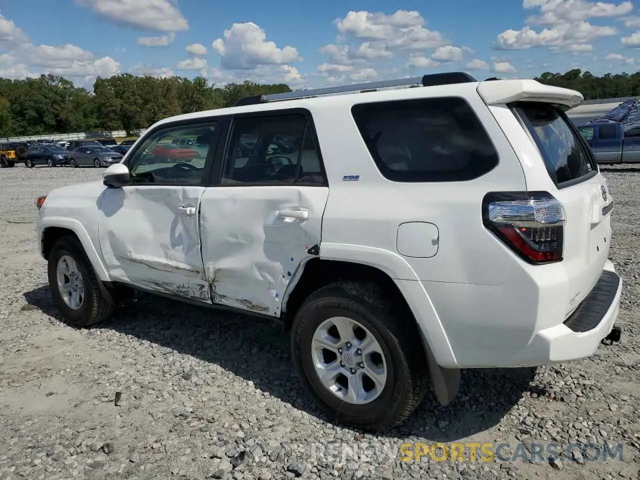 2 fotografías del automóvil dañado JTEEU5JR0R5313176 TOYOTA 4RUNNER 2024