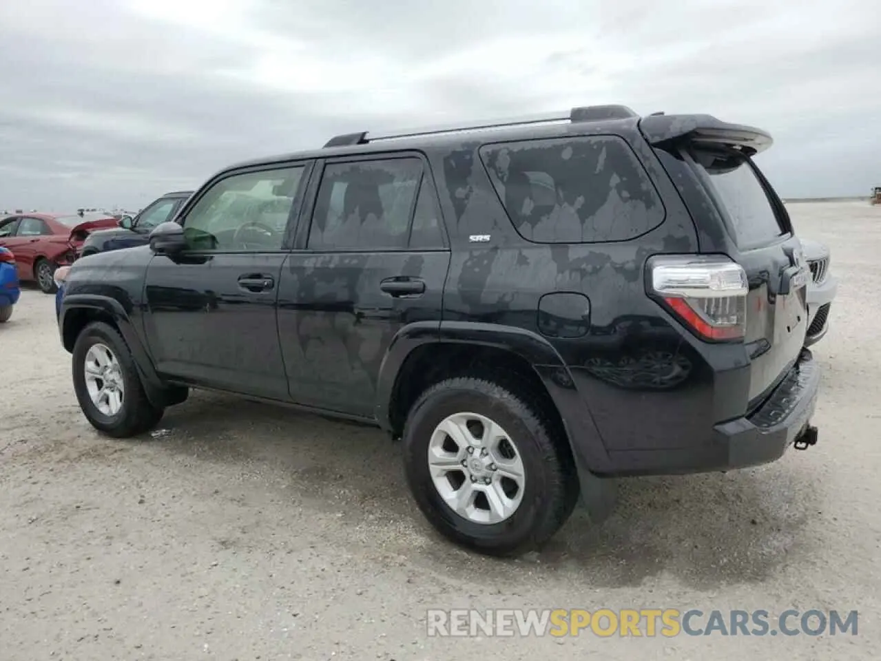 9 fotografías del automóvil dañado JTEEU5JR2R5306097 TOYOTA 4RUNNER 2024