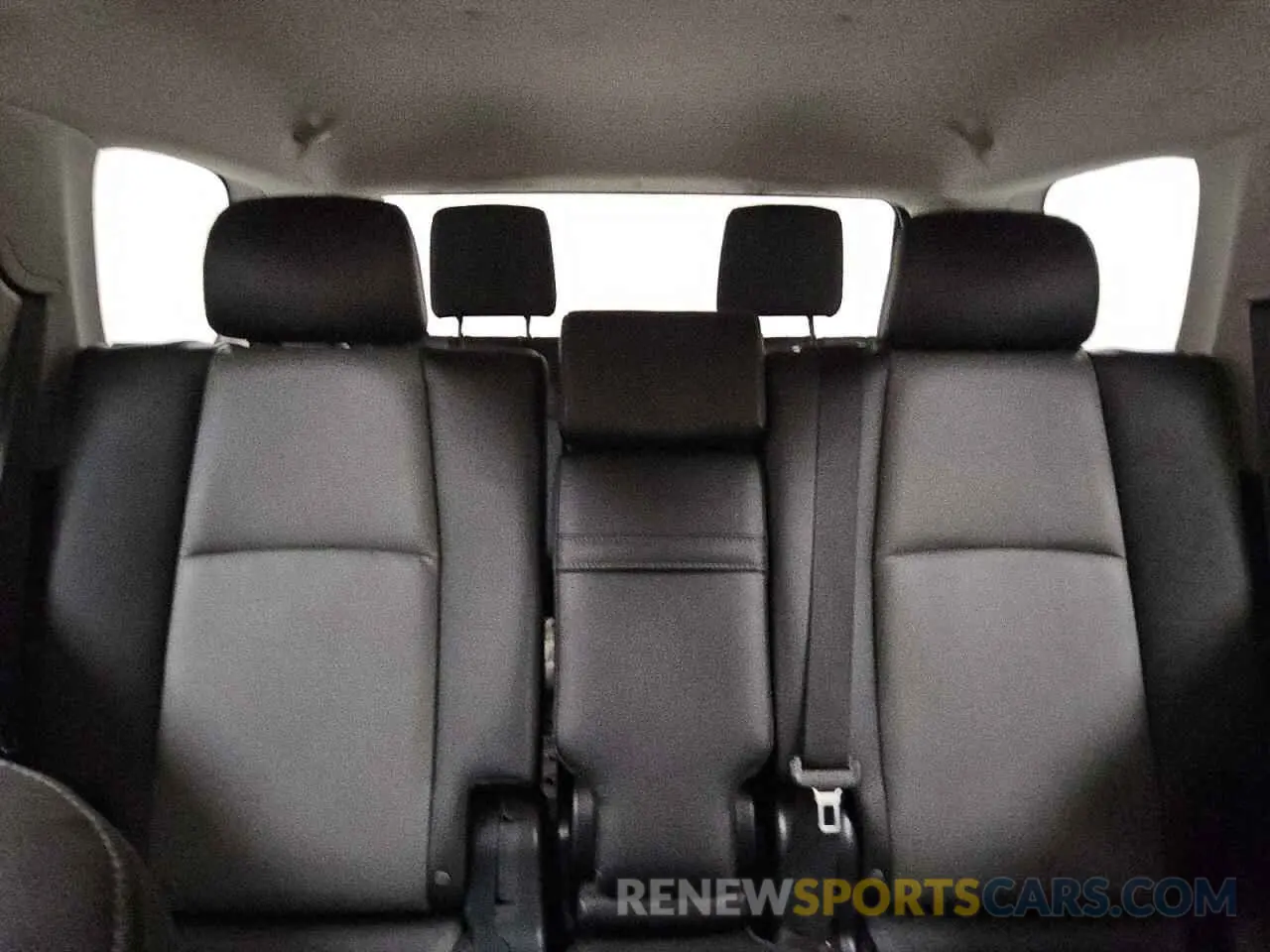 10 fotografías del automóvil dañado JTEFU5JR0R5306653 TOYOTA 4RUNNER 2024