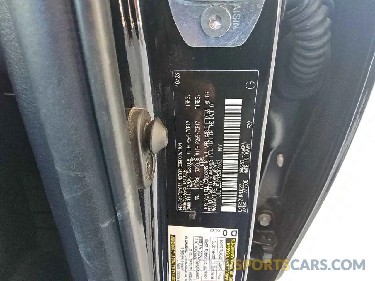 13 fotografías del automóvil dañado JTEFU5JR0R5306653 TOYOTA 4RUNNER 2024