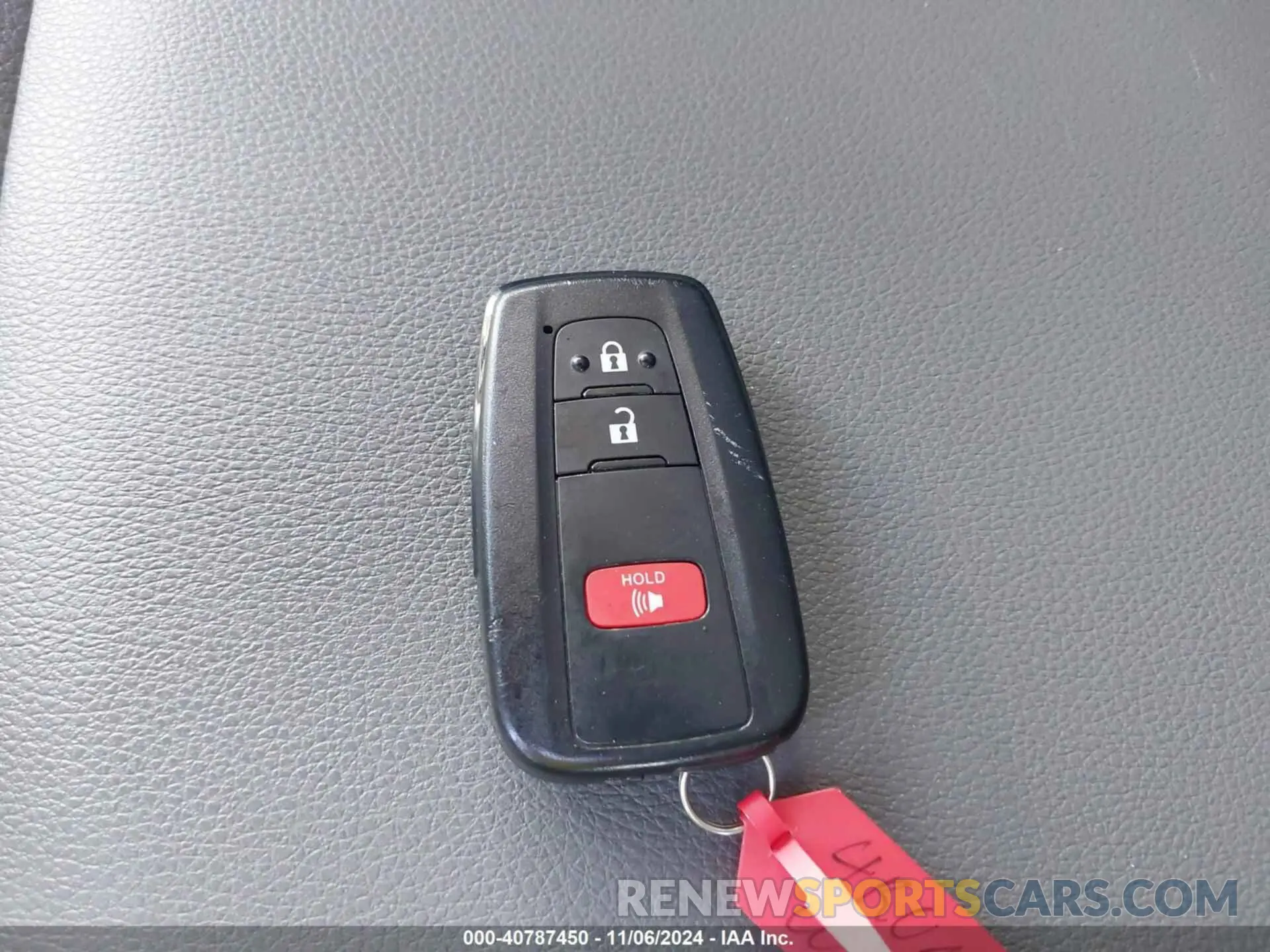 11 fotografías del automóvil dañado JTEFU5JR2R5309618 TOYOTA 4RUNNER 2024