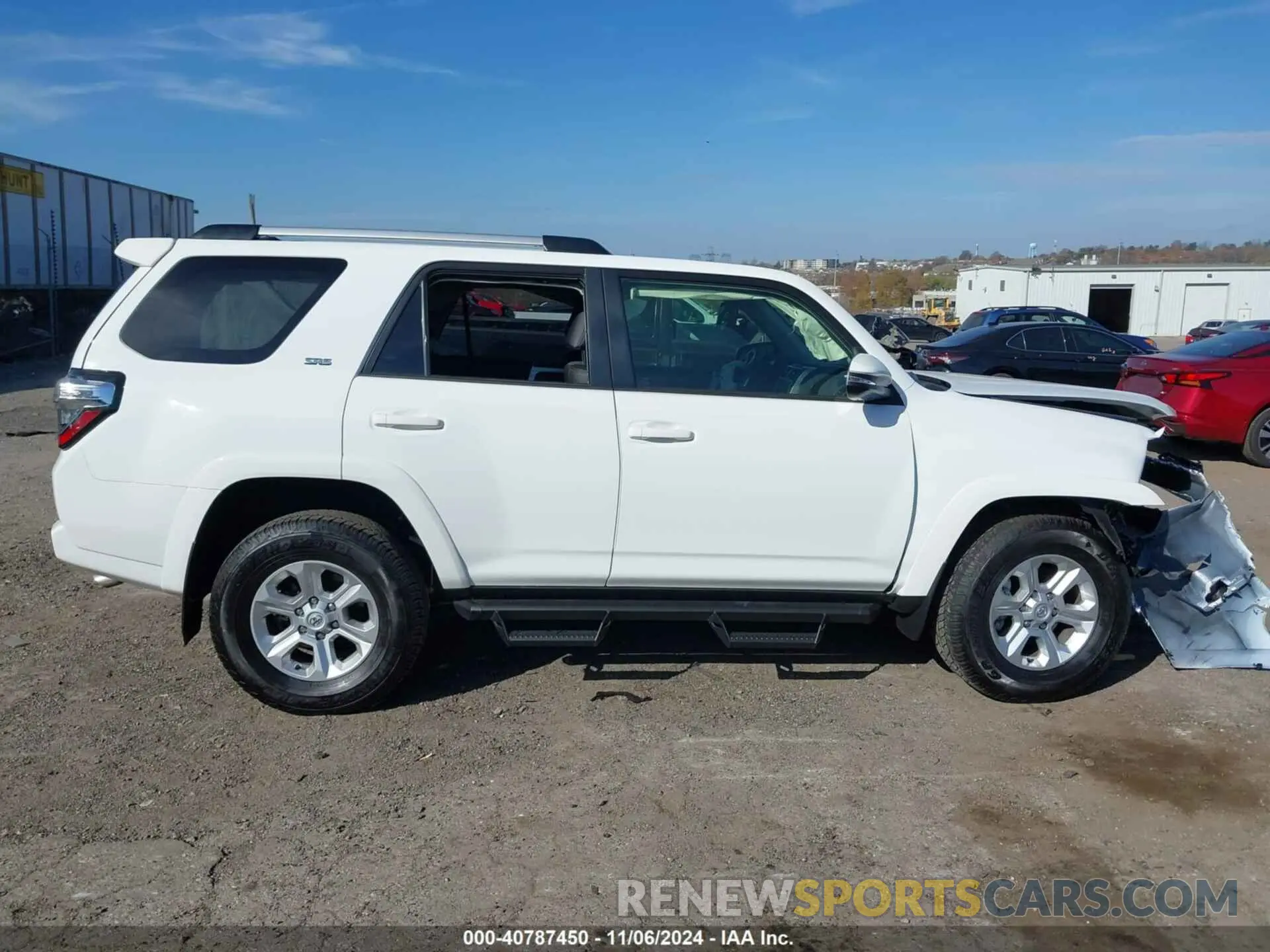 14 fotografías del automóvil dañado JTEFU5JR2R5309618 TOYOTA 4RUNNER 2024