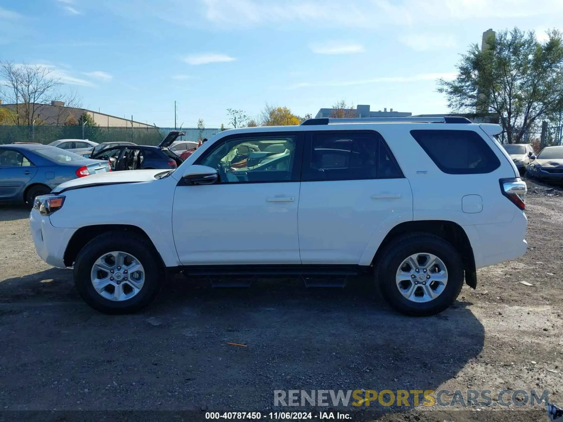 15 fotografías del automóvil dañado JTEFU5JR2R5309618 TOYOTA 4RUNNER 2024