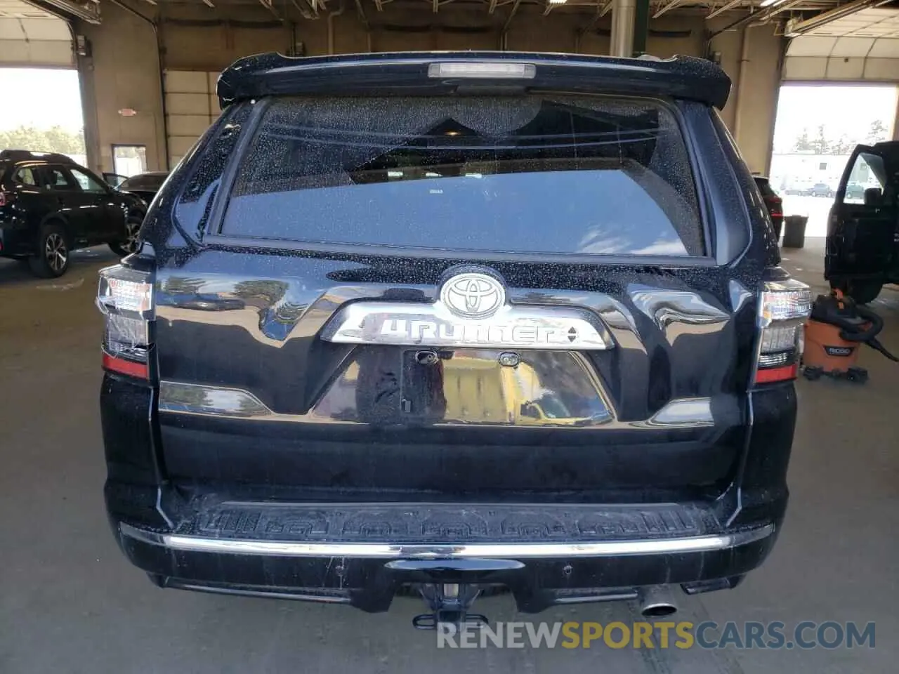 6 fotografías del automóvil dañado JTEKU5JR0R6277969 TOYOTA 4RUNNER 2024