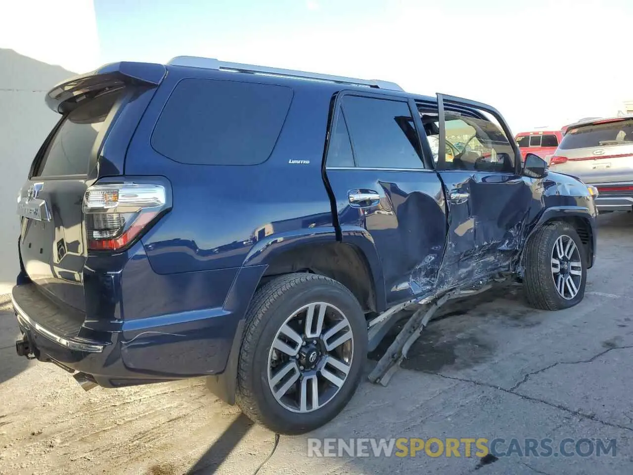 3 fotografías del automóvil dañado JTEKU5JR2R6222648 TOYOTA 4RUNNER 2024