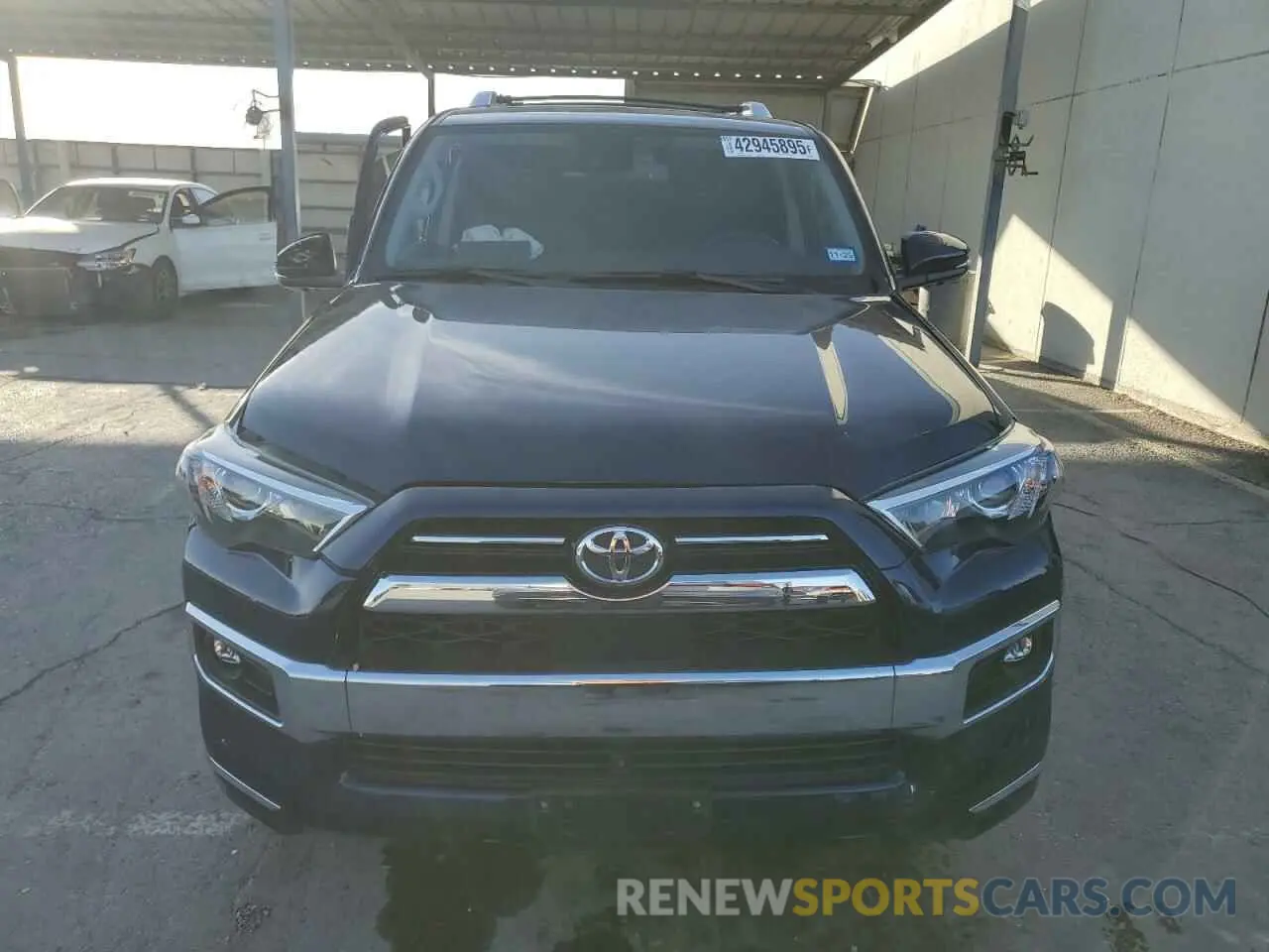 5 fotografías del automóvil dañado JTEKU5JR2R6222648 TOYOTA 4RUNNER 2024