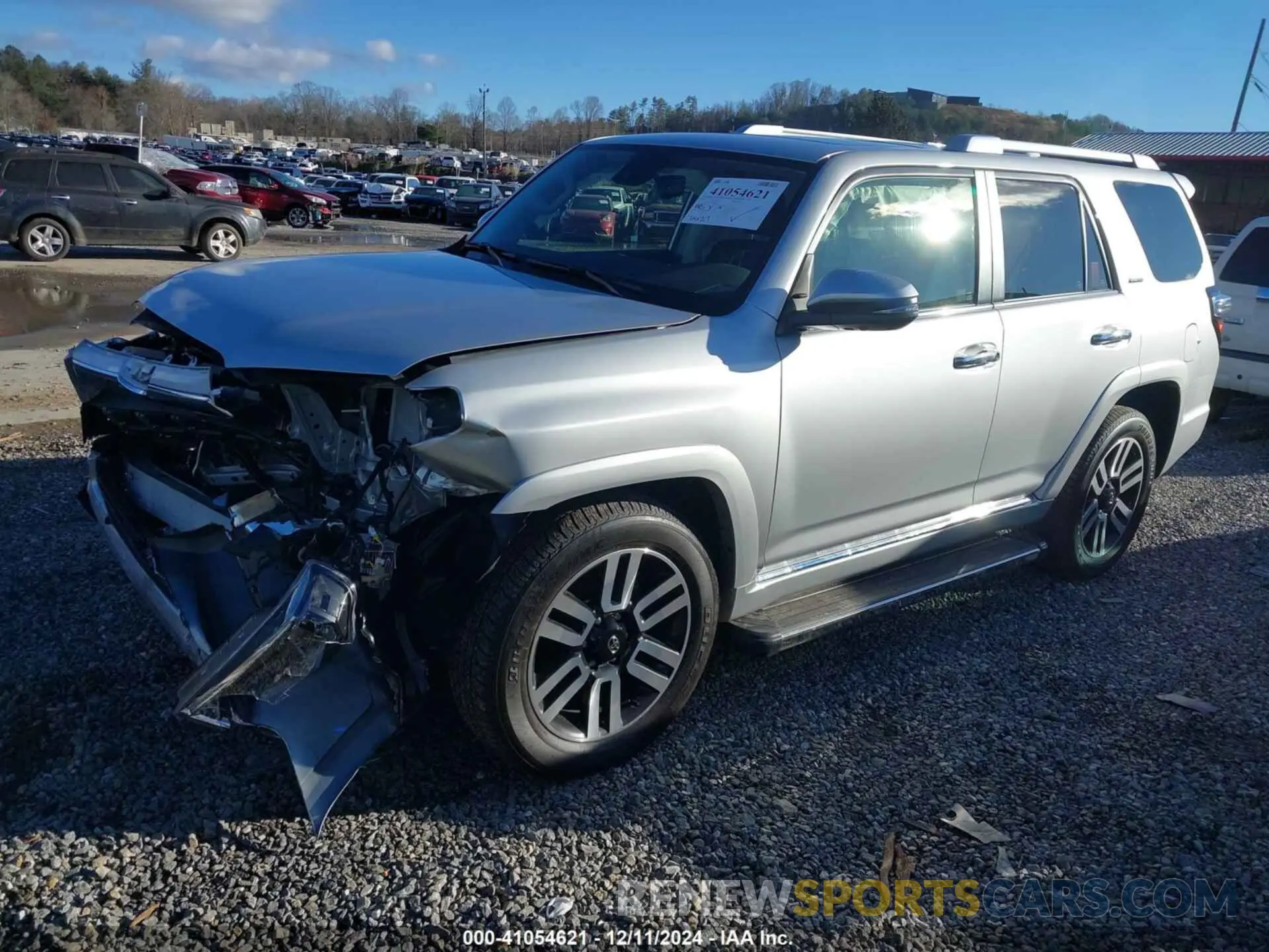 2 fotografías del automóvil dañado JTEKU5JR2R6224819 TOYOTA 4RUNNER 2024