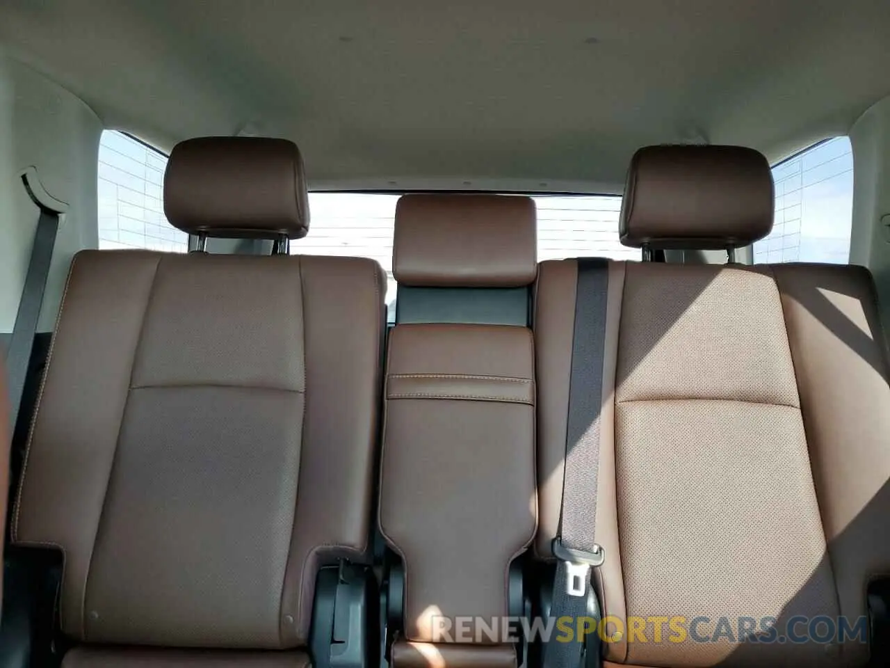 10 fotografías del automóvil dañado JTEKU5JR3R6237708 TOYOTA 4RUNNER 2024