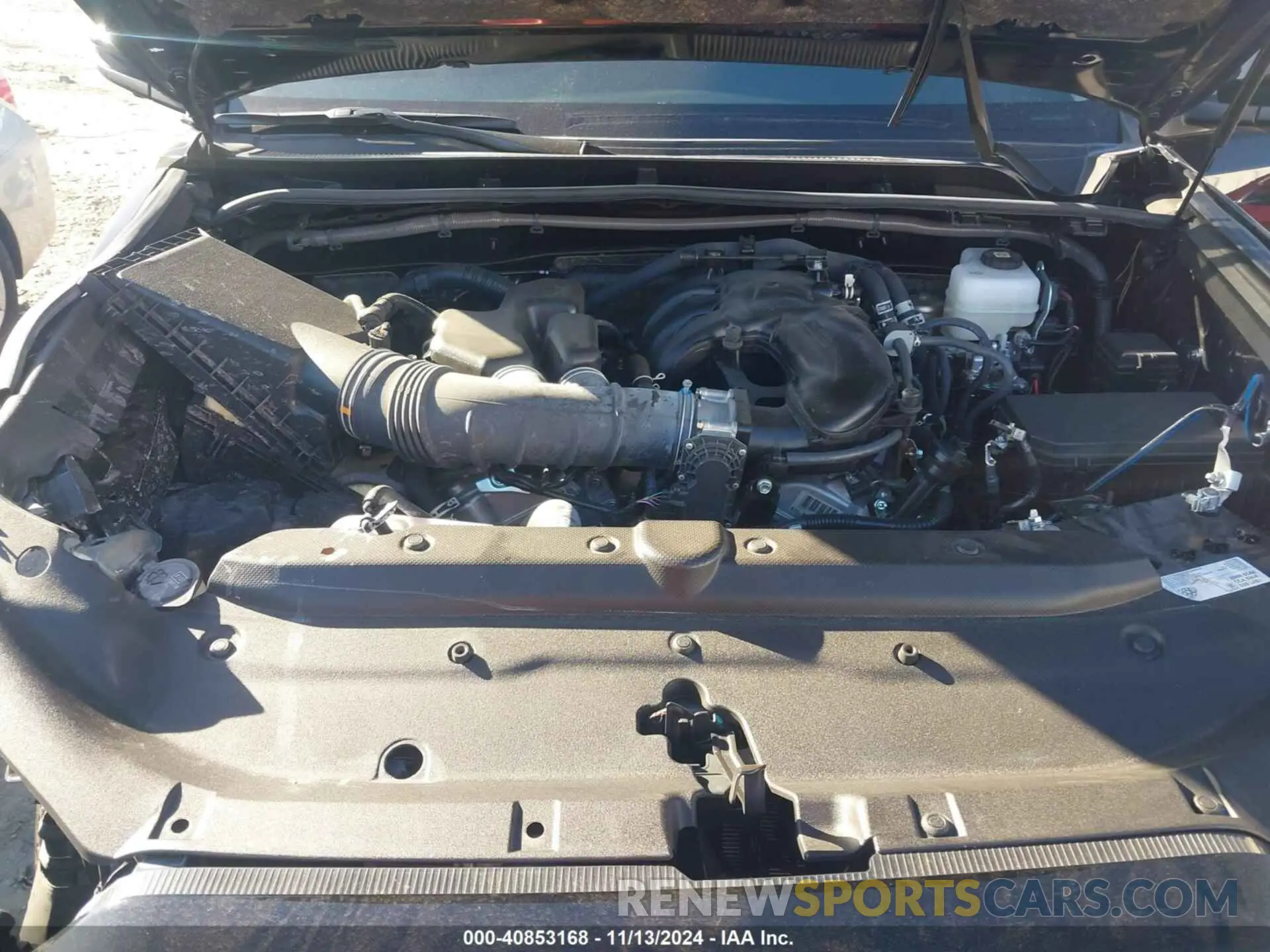 10 fotografías del automóvil dañado JTEKU5JR4R6265372 TOYOTA 4RUNNER 2024