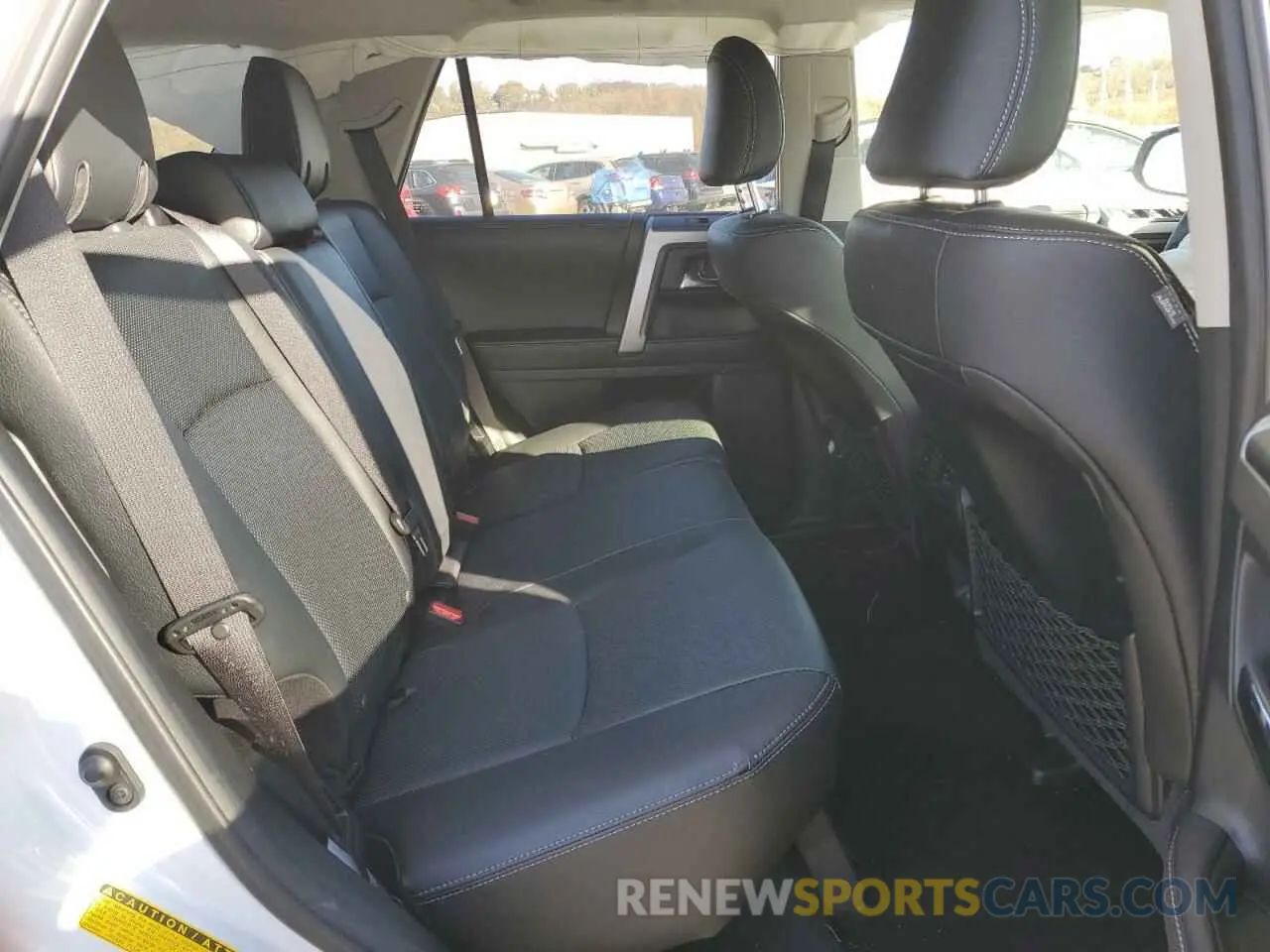 11 fotografías del automóvil dañado JTEKU5JR5R6221204 TOYOTA 4RUNNER 2024