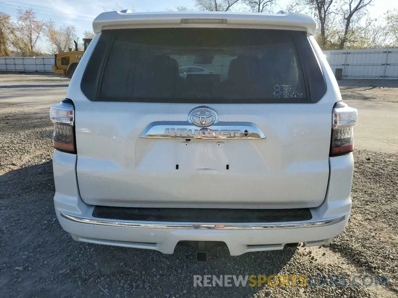 6 fotografías del automóvil dañado JTEKU5JR5R6221204 TOYOTA 4RUNNER 2024