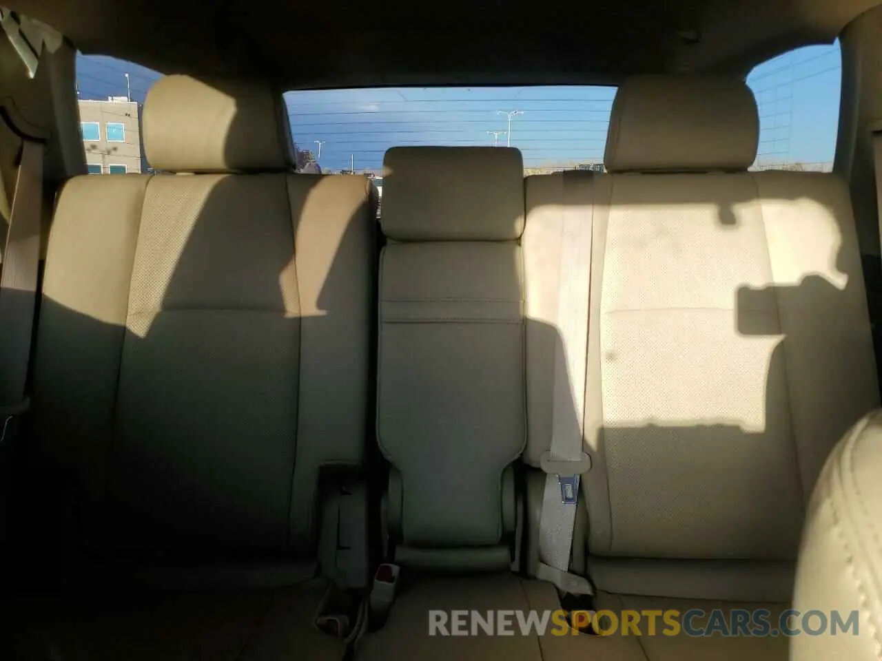 10 fotografías del automóvil dañado JTEKU5JR5R6294332 TOYOTA 4RUNNER 2024