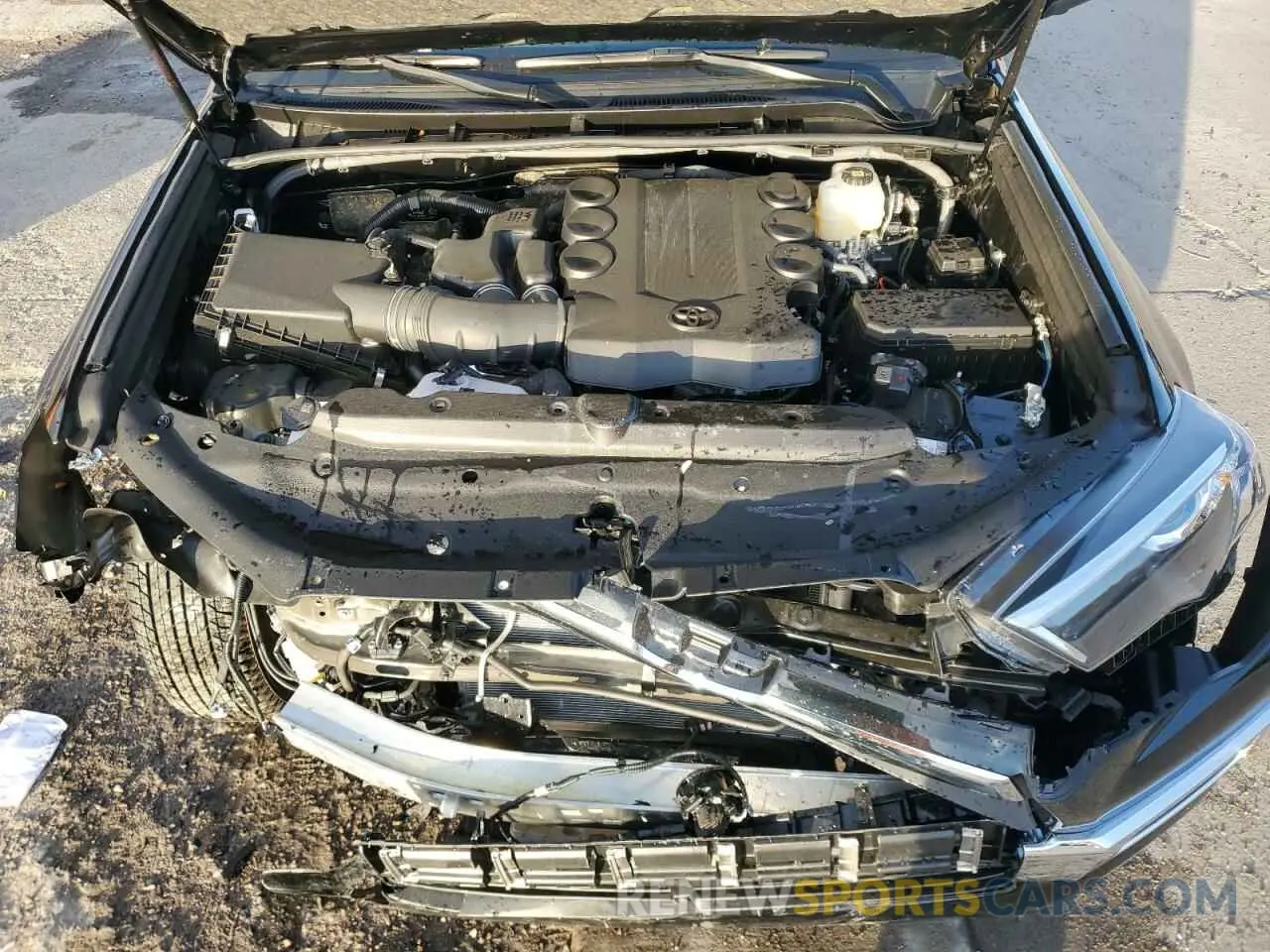 12 fotografías del automóvil dañado JTEKU5JR5R6294332 TOYOTA 4RUNNER 2024