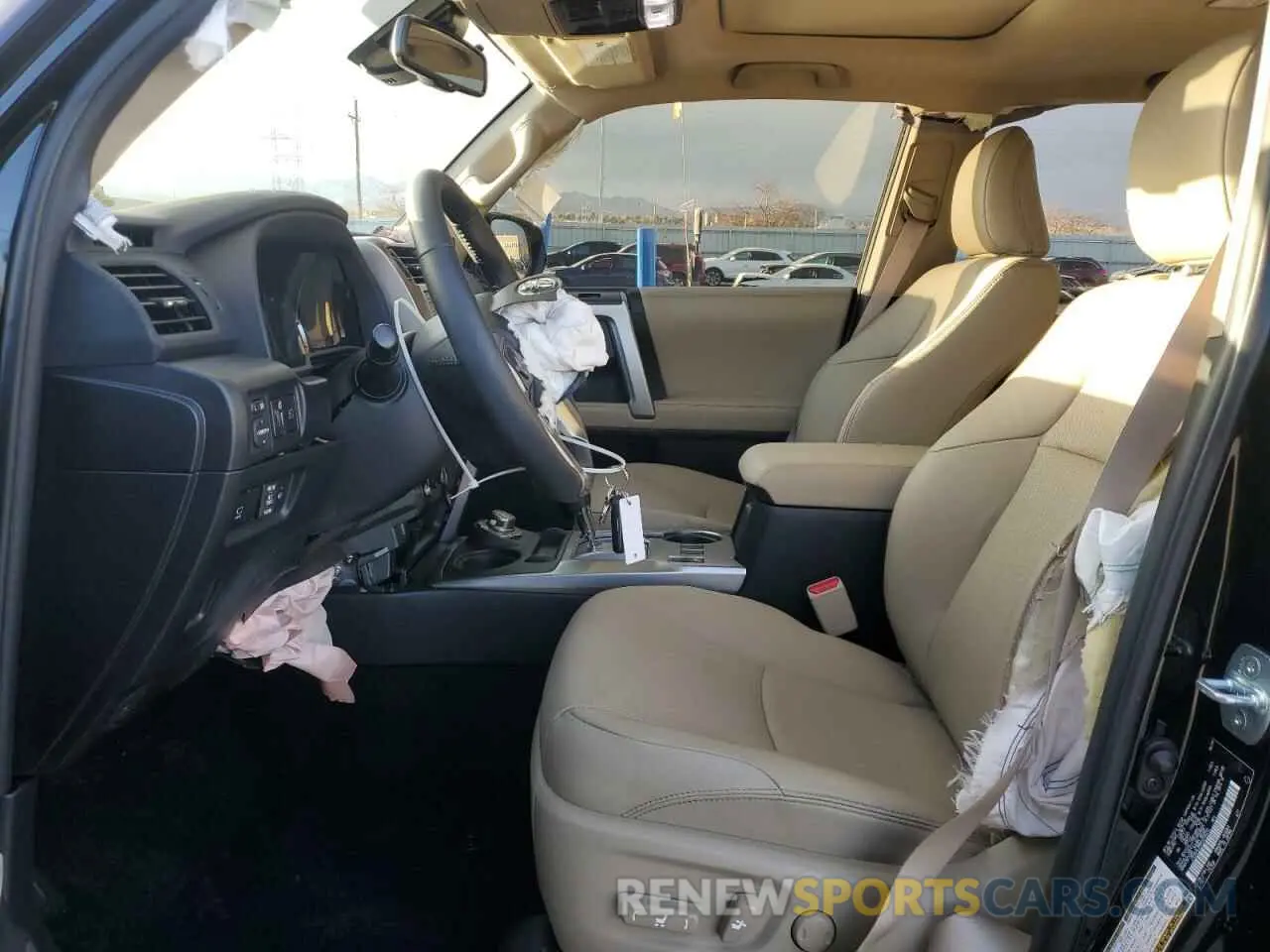 7 fotografías del automóvil dañado JTEKU5JR5R6294332 TOYOTA 4RUNNER 2024