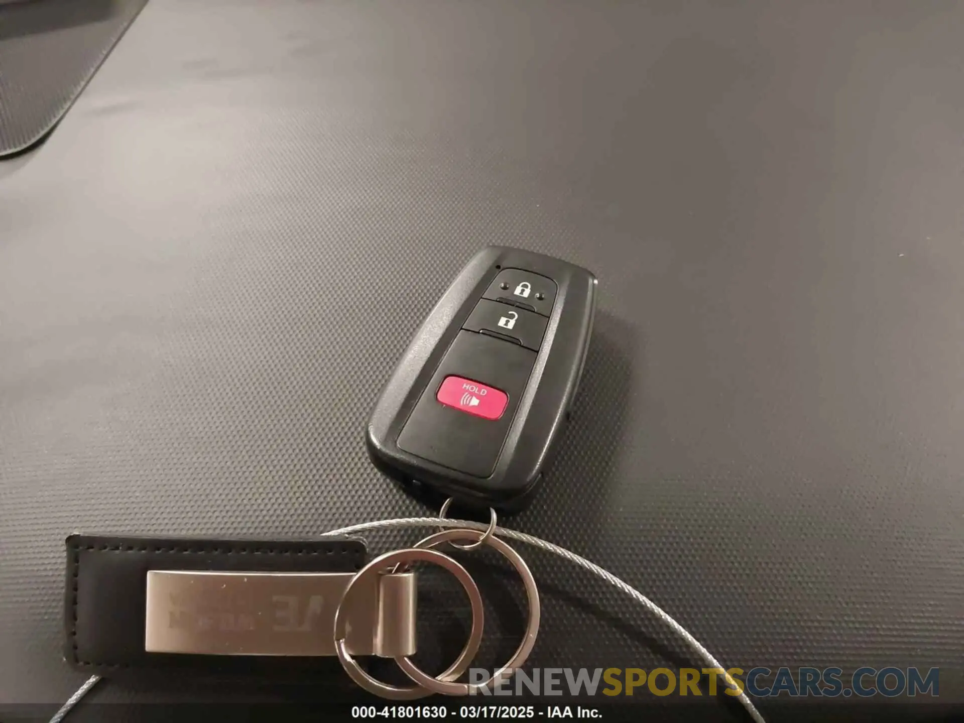 11 fotografías del automóvil dañado JTEKU5JR8R6238952 TOYOTA 4RUNNER 2024