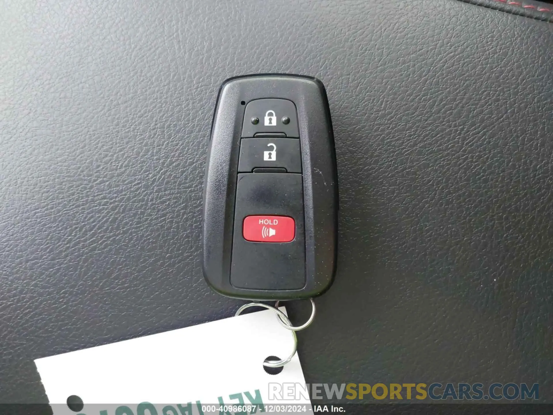11 fotografías del automóvil dañado JTELU5JR3R6268932 TOYOTA 4RUNNER 2024