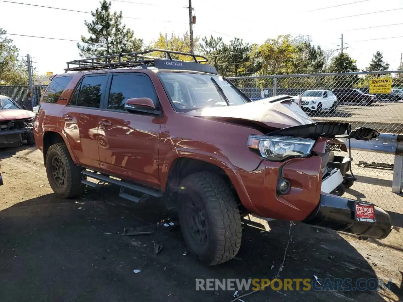4 fotografías del automóvil dañado JTELU5JR5R6243160 TOYOTA 4RUNNER 2024