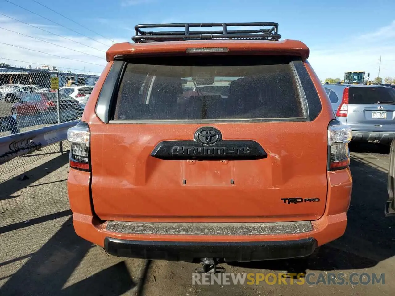 6 fotografías del automóvil dañado JTELU5JR5R6243160 TOYOTA 4RUNNER 2024