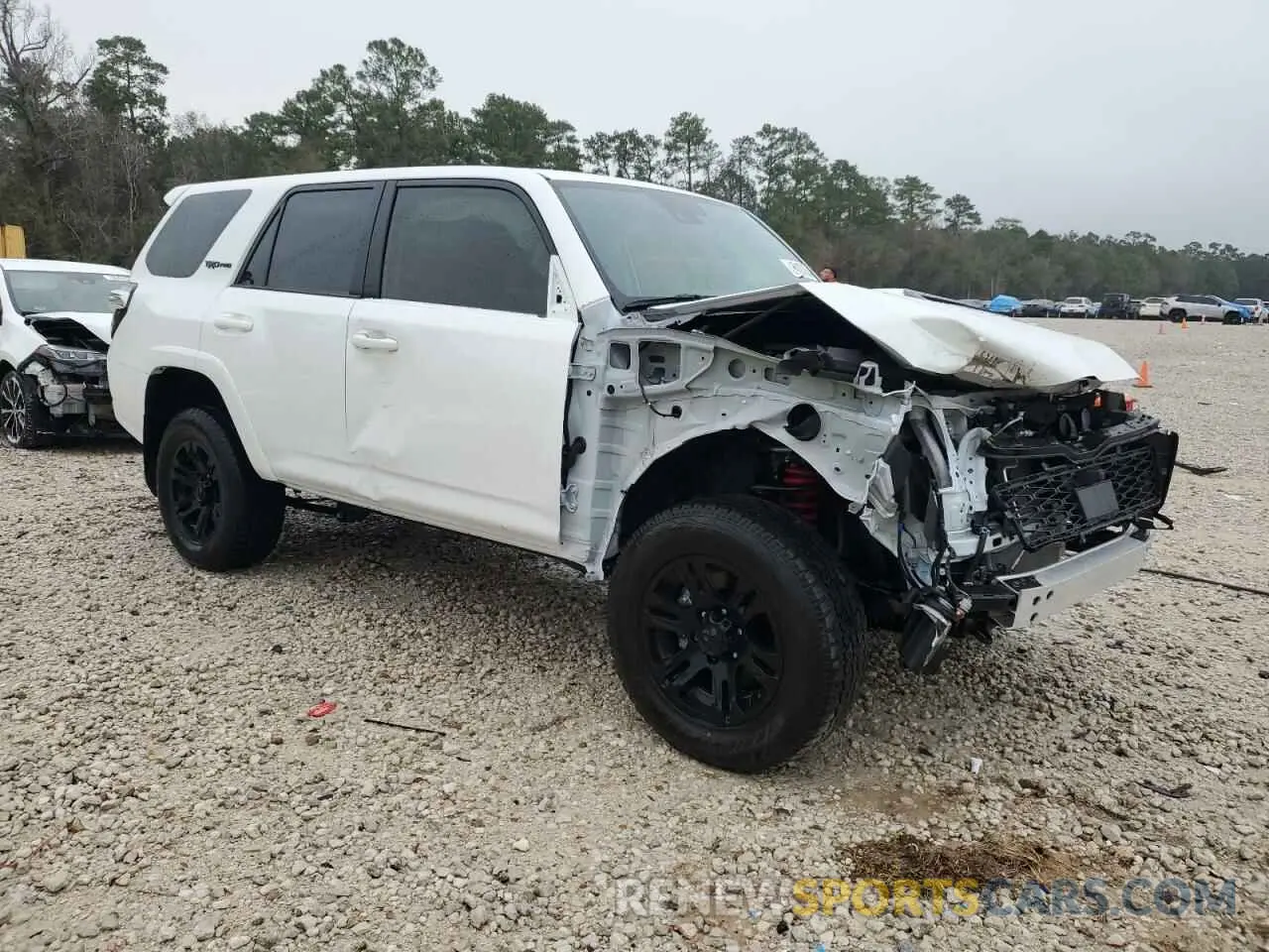 4 fotografías del automóvil dañado JTELU5JR8R6303867 TOYOTA 4RUNNER 2024