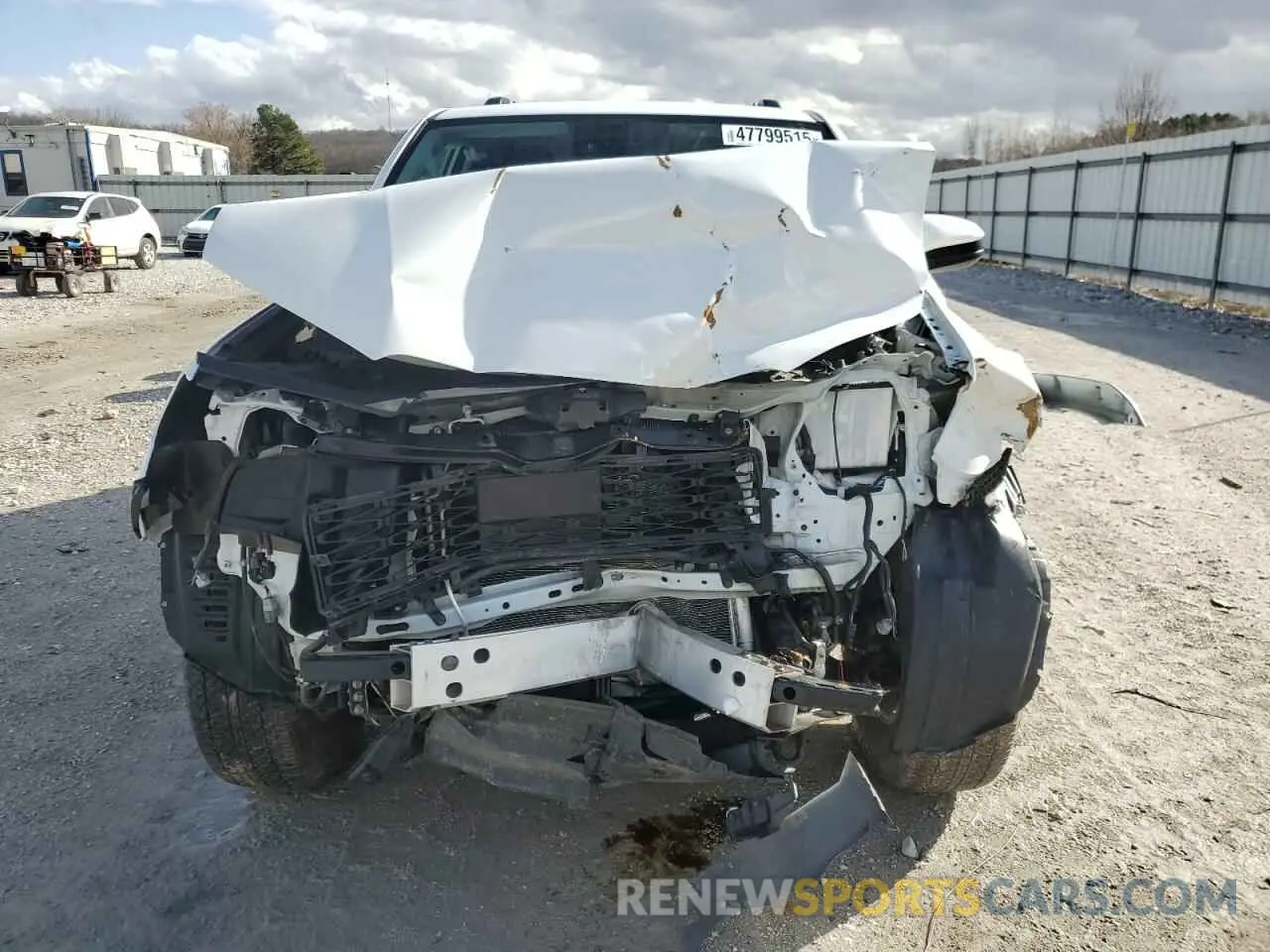 5 fotografías del automóvil dañado JTEMU5JR3R6220710 TOYOTA 4RUNNER 2024