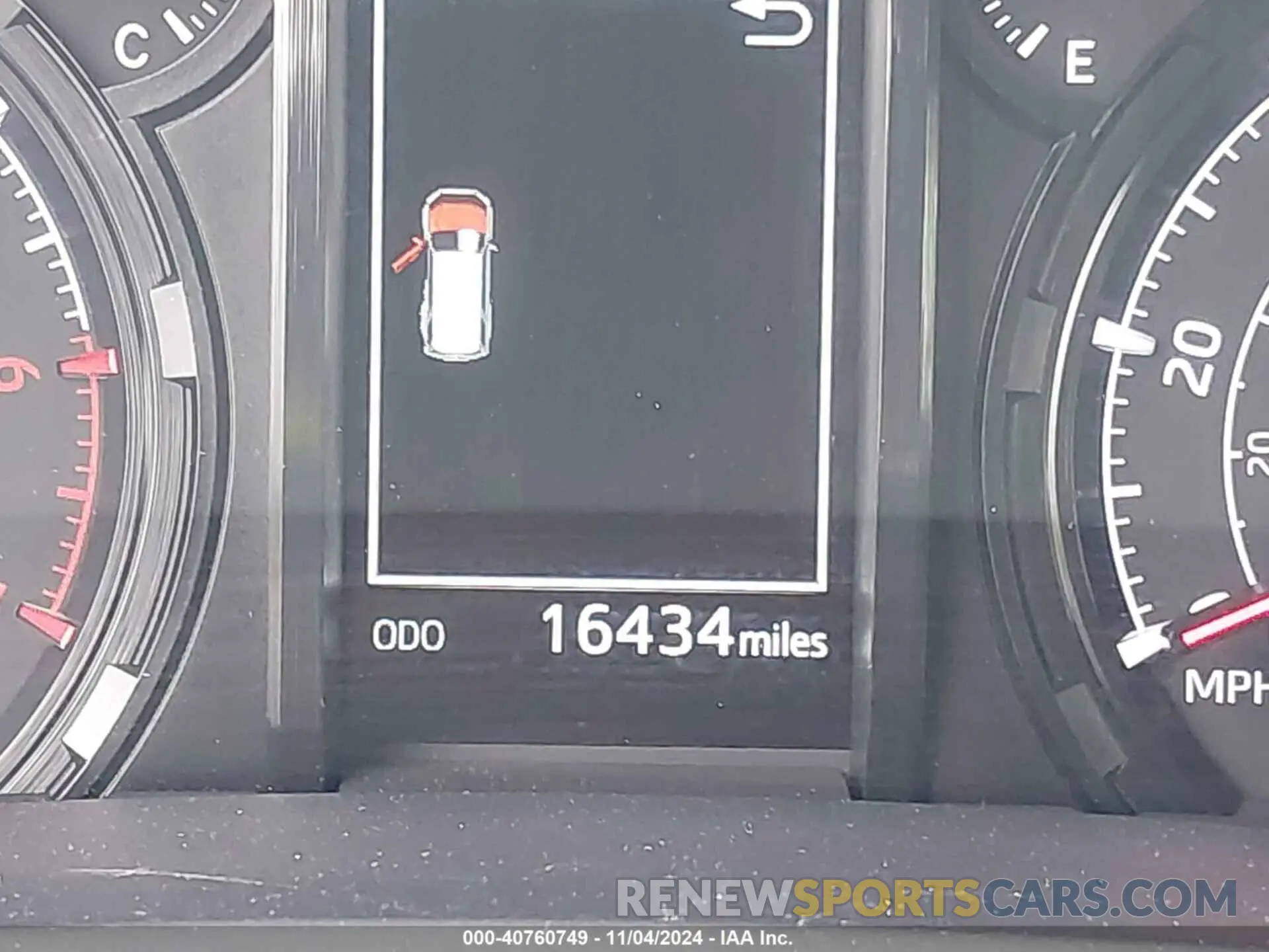 15 fotografías del automóvil dañado JTEMU5JR5R6246015 TOYOTA 4RUNNER 2024
