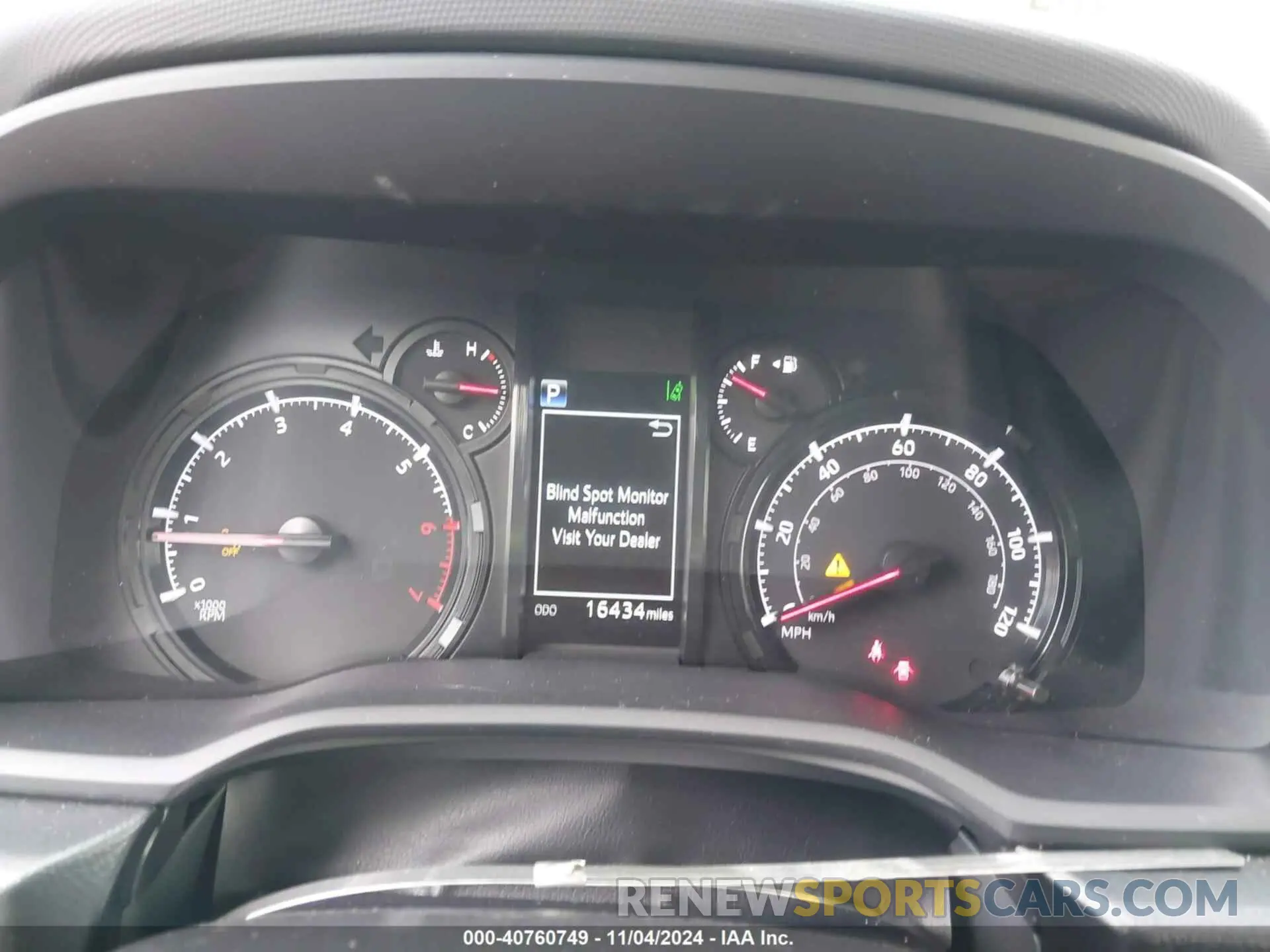 7 fotografías del automóvil dañado JTEMU5JR5R6246015 TOYOTA 4RUNNER 2024