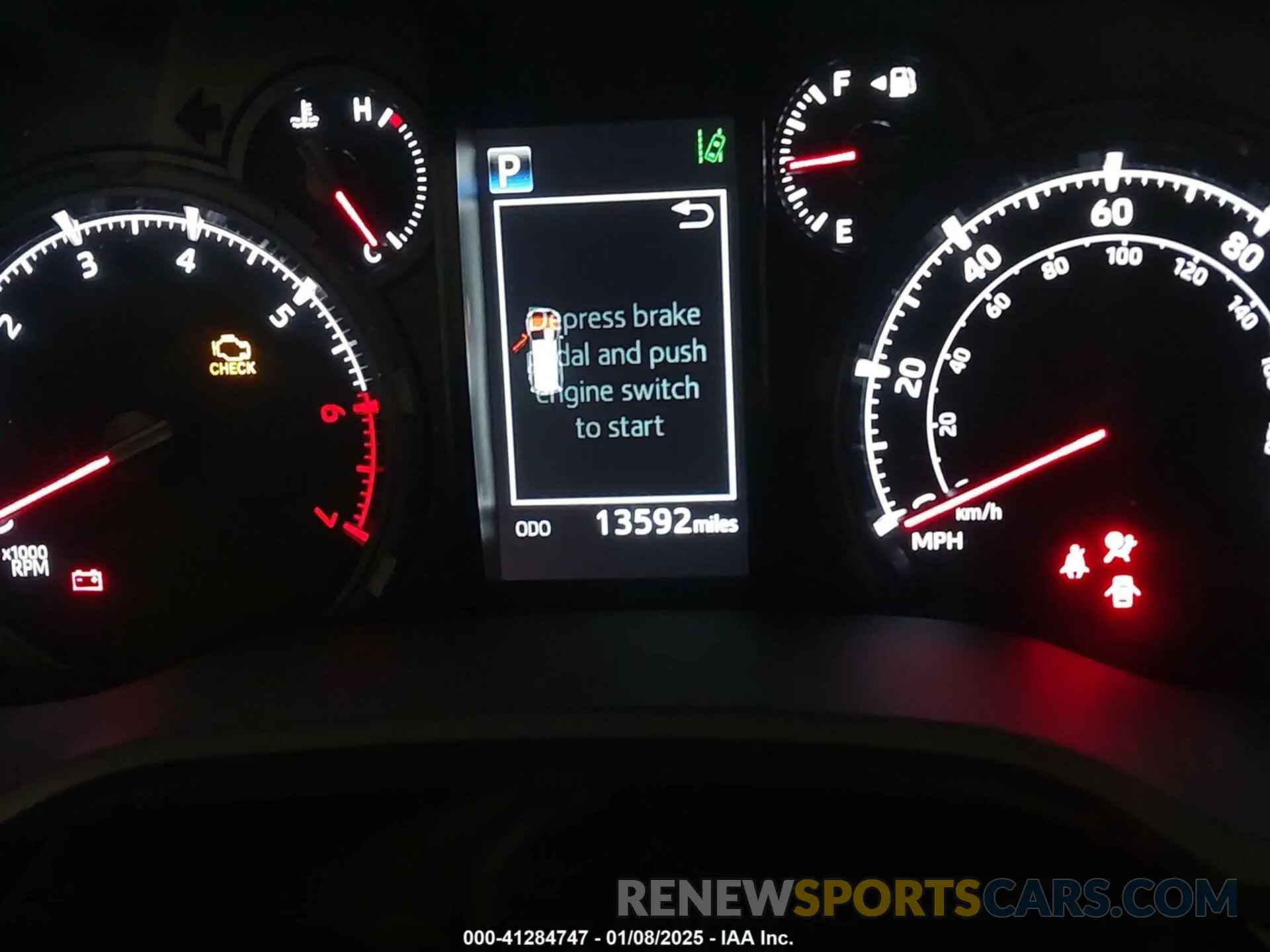7 fotografías del automóvil dañado JTEMU5JR6R6272235 TOYOTA 4RUNNER 2024