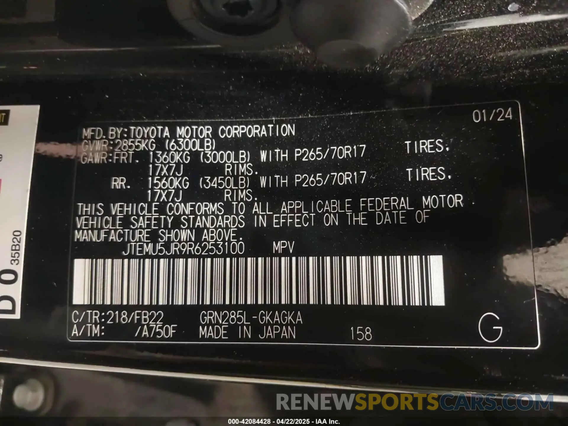 9 fotografías del automóvil dañado JTEMU5JR9R6253100 TOYOTA 4RUNNER 2024