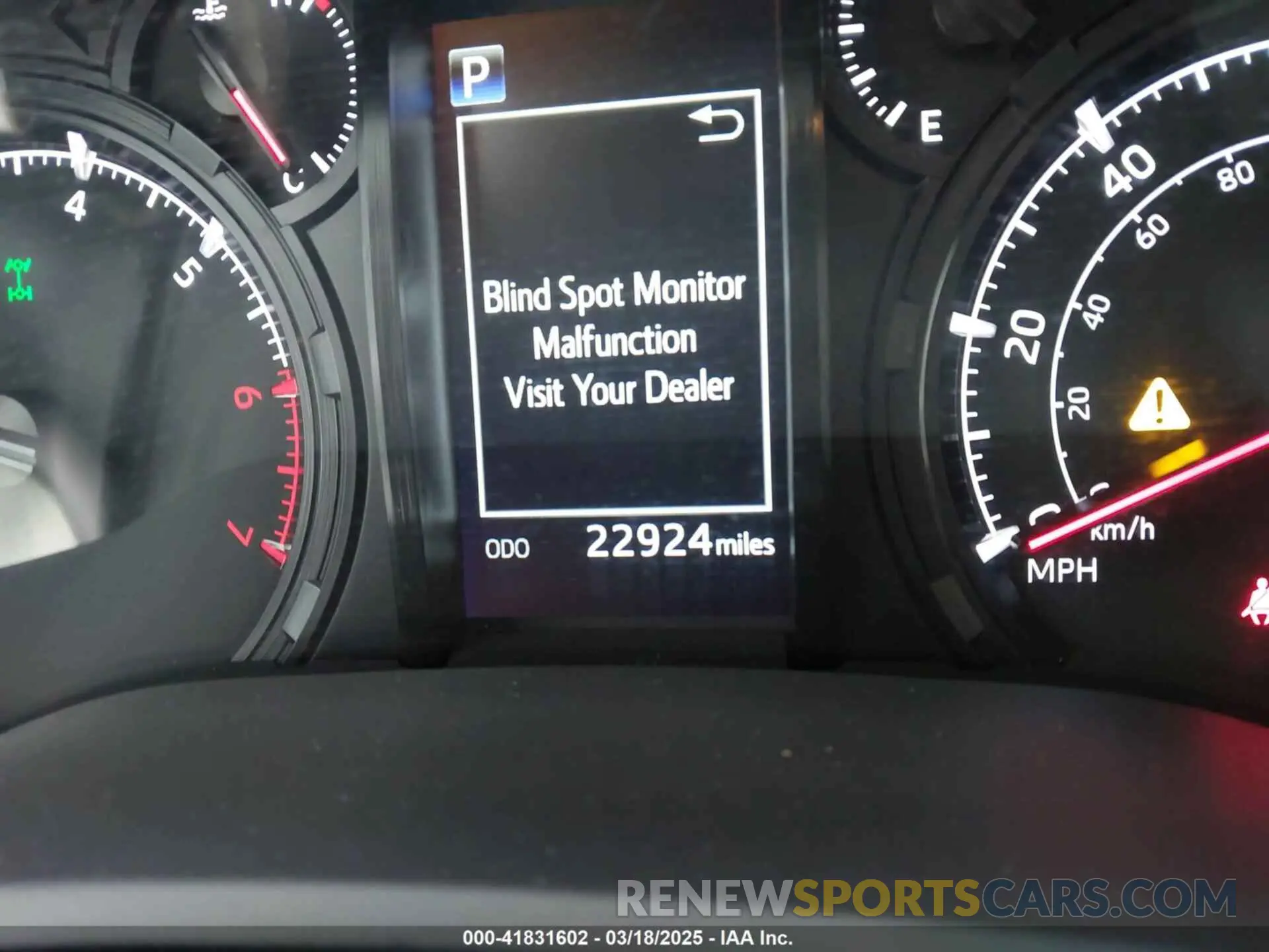 15 fotografías del automóvil dañado JTEMU5JR9R6266395 TOYOTA 4RUNNER 2024