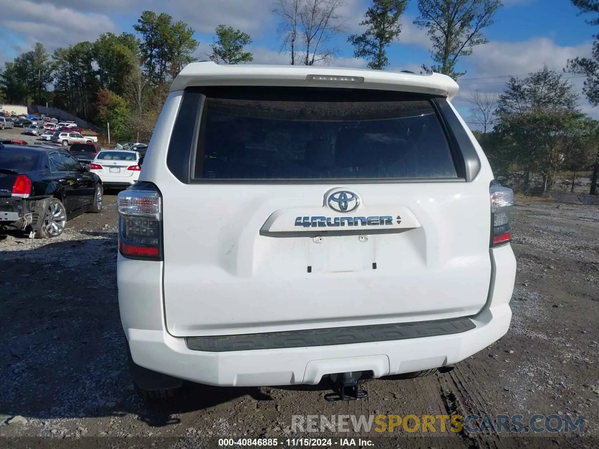 16 fotografías del automóvil dañado JTENU5JR0R6247030 TOYOTA 4RUNNER 2024