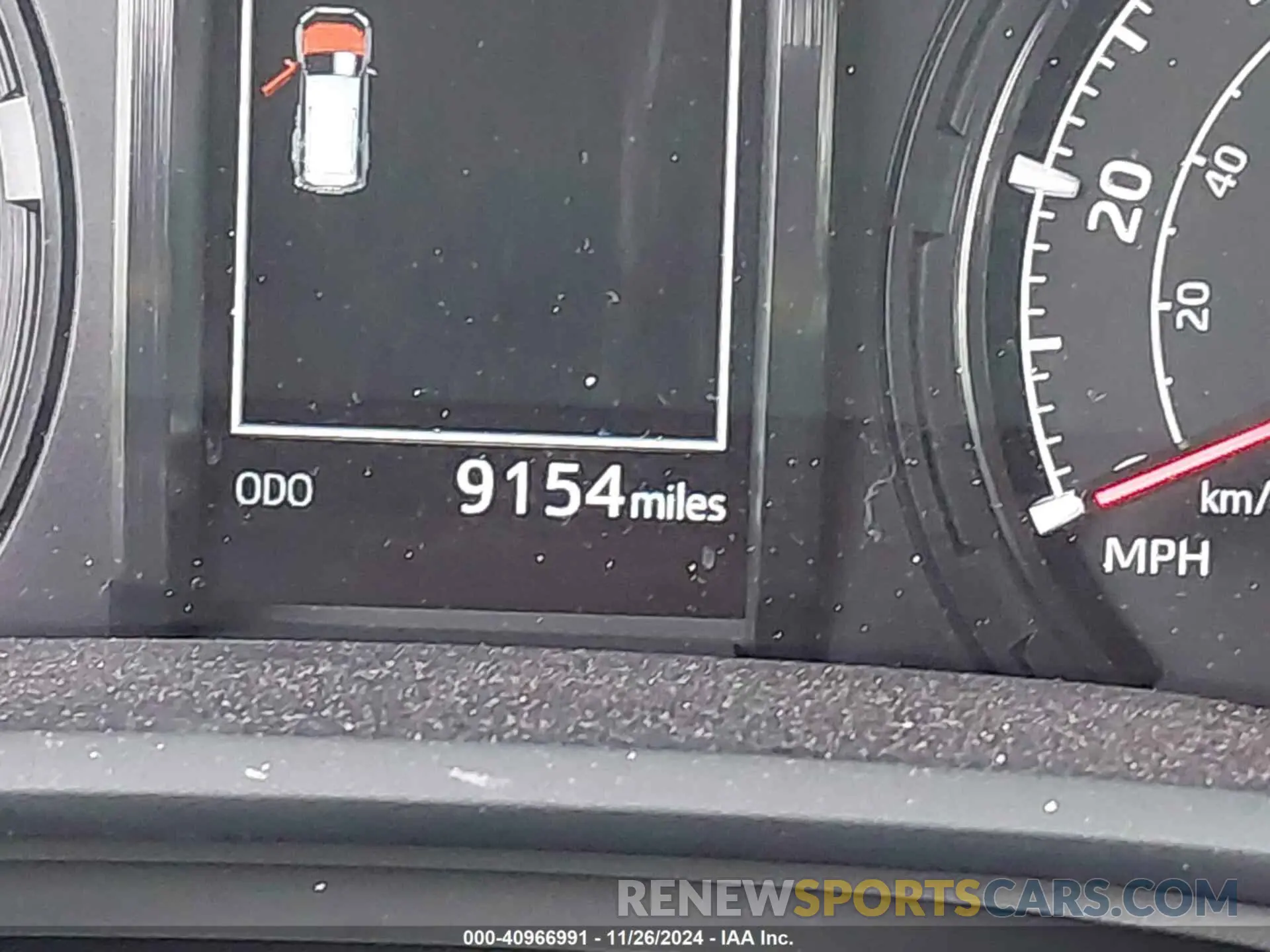 15 fotografías del automóvil dañado JTENU5JR0R6279329 TOYOTA 4RUNNER 2024