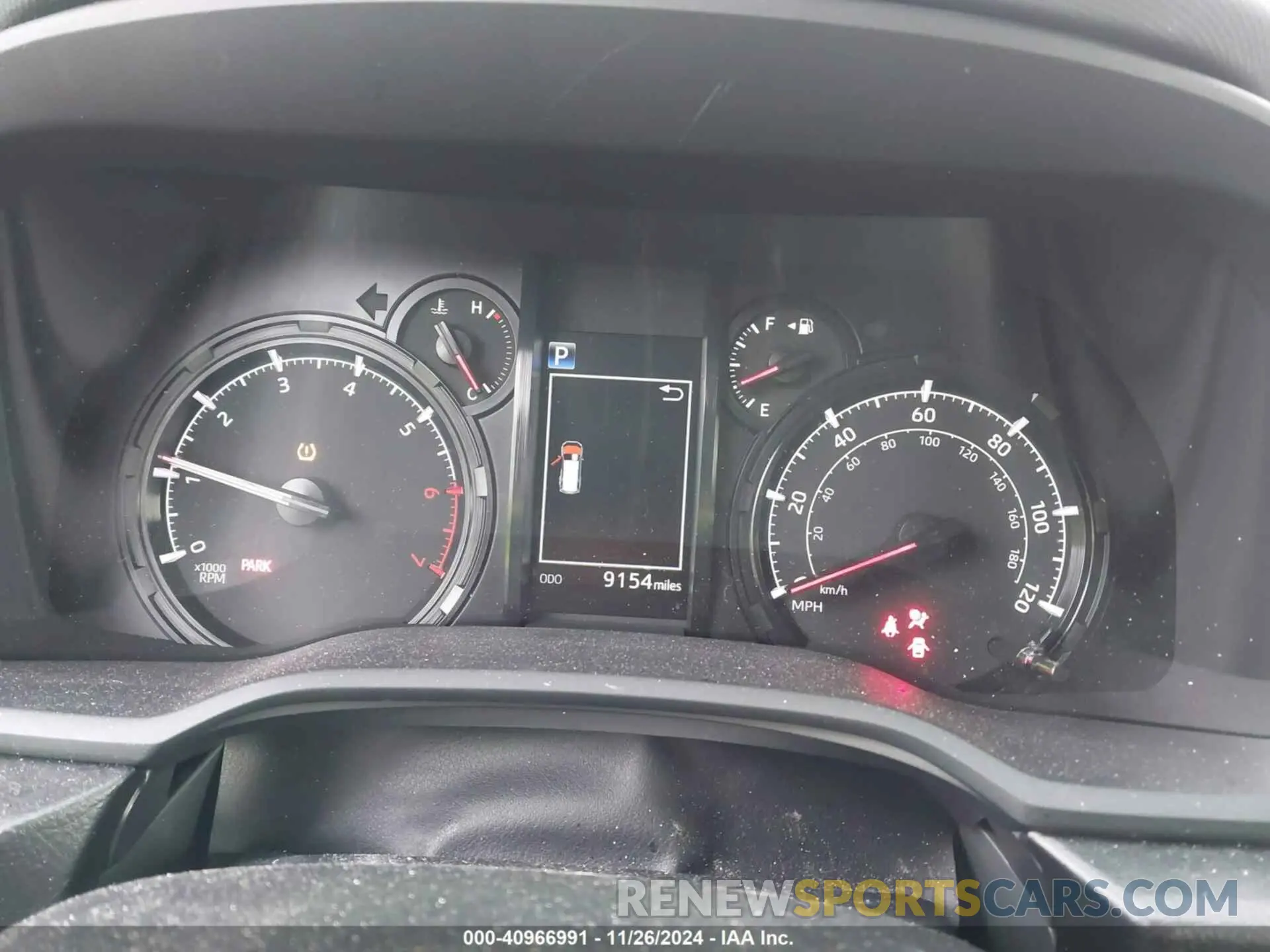 7 fotografías del automóvil dañado JTENU5JR0R6279329 TOYOTA 4RUNNER 2024