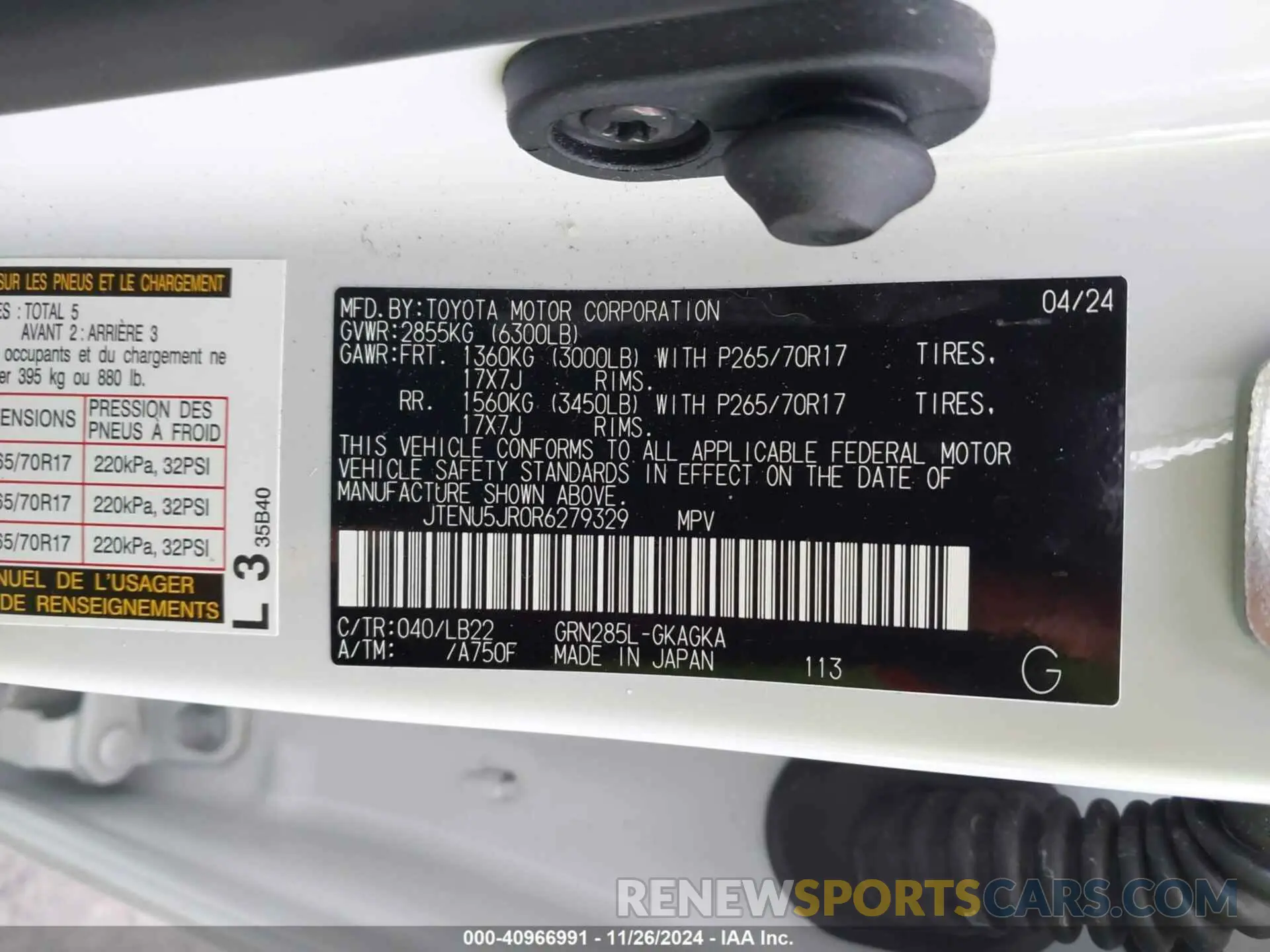 9 fotografías del automóvil dañado JTENU5JR0R6279329 TOYOTA 4RUNNER 2024