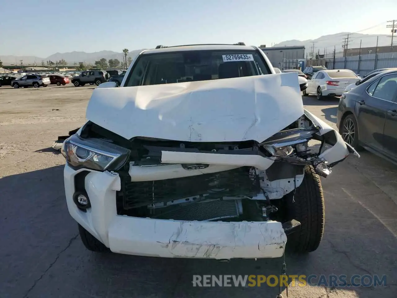 5 fotografías del automóvil dañado JTENU5JR2R6291580 TOYOTA 4RUNNER 2024