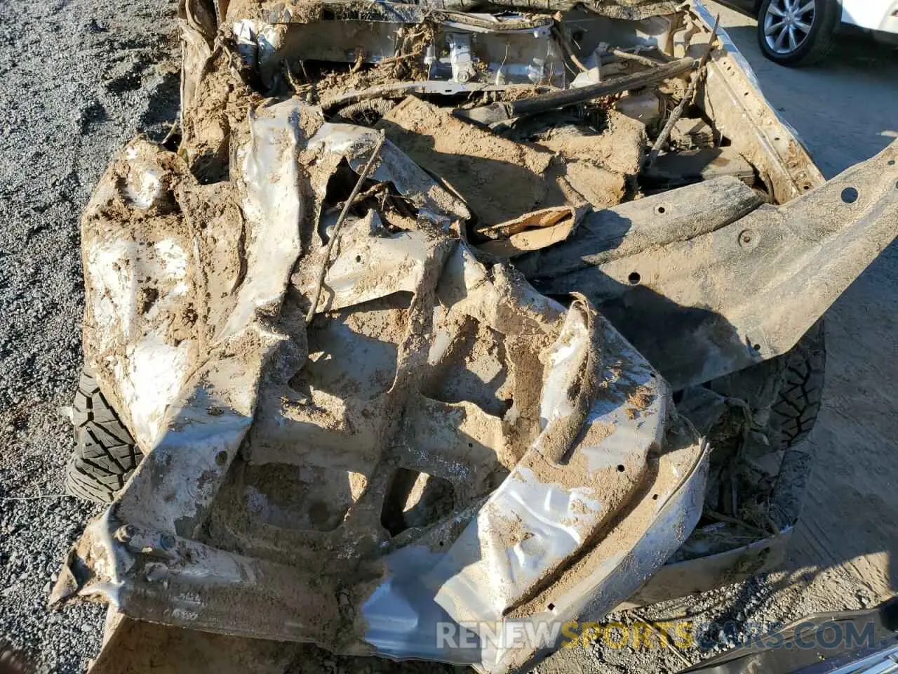 12 fotografías del automóvil dañado JTENU5JR3R6255669 TOYOTA 4RUNNER 2024