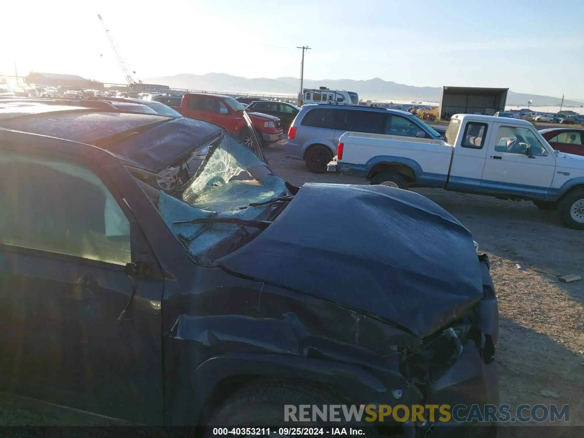 15 fotografías del automóvil dañado JTENU5JR8R6295648 TOYOTA 4RUNNER 2024