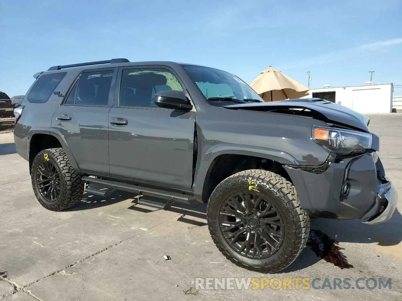 4 fotografías del automóvil dañado JTEPU5JR5R6273440 TOYOTA 4RUNNER 2024