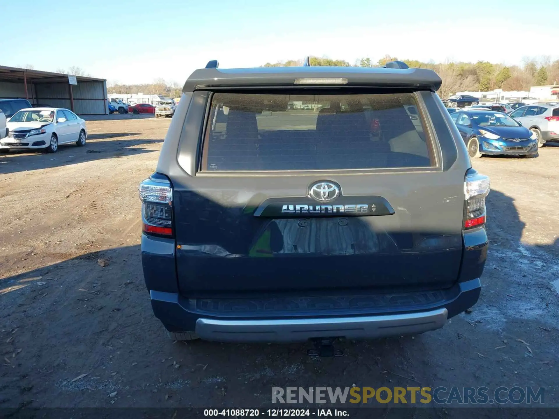 16 fotografías del automóvil dañado JTEPU5JR6R6267629 TOYOTA 4RUNNER 2024