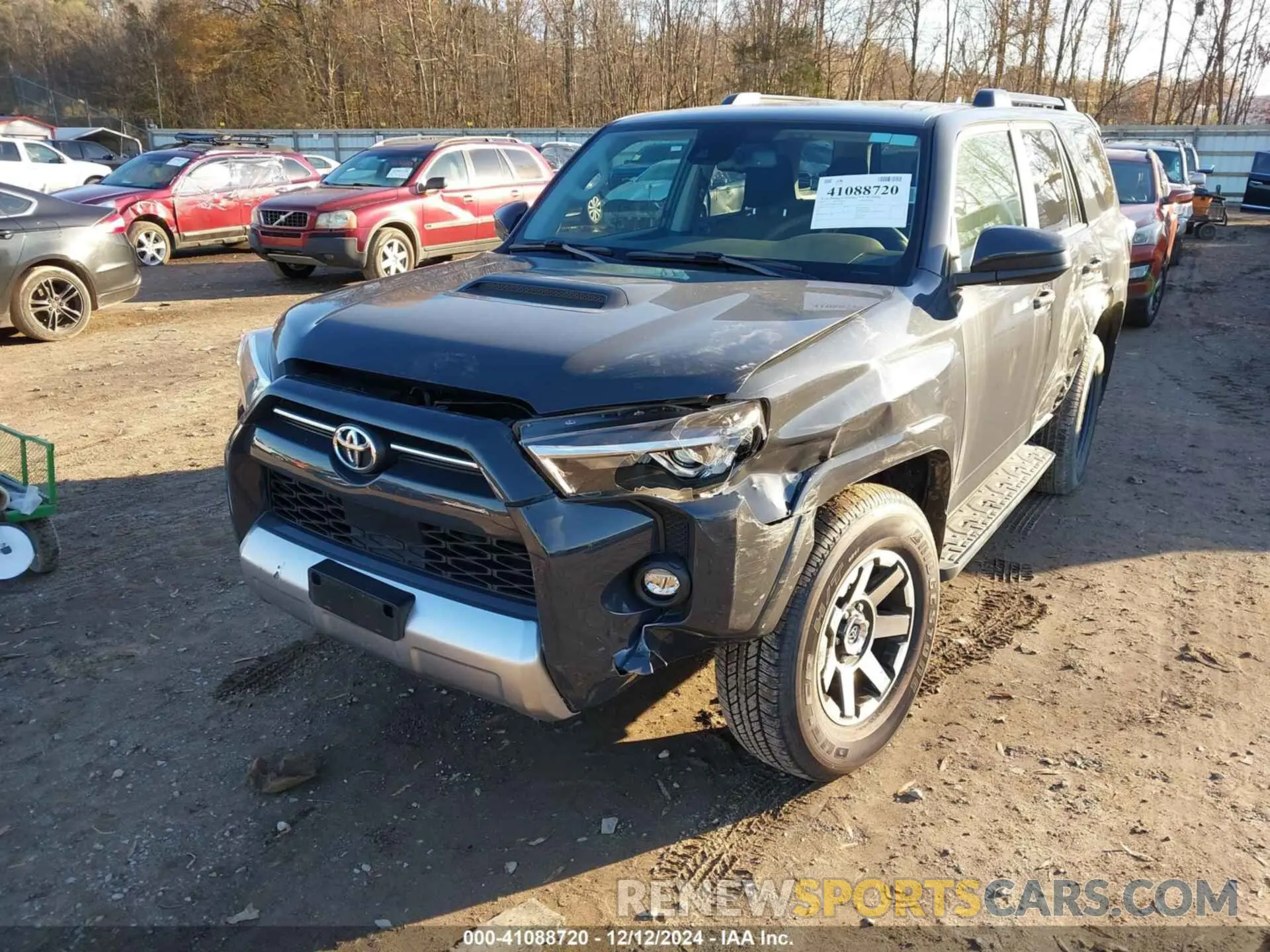 6 fotografías del automóvil dañado JTEPU5JR6R6267629 TOYOTA 4RUNNER 2024