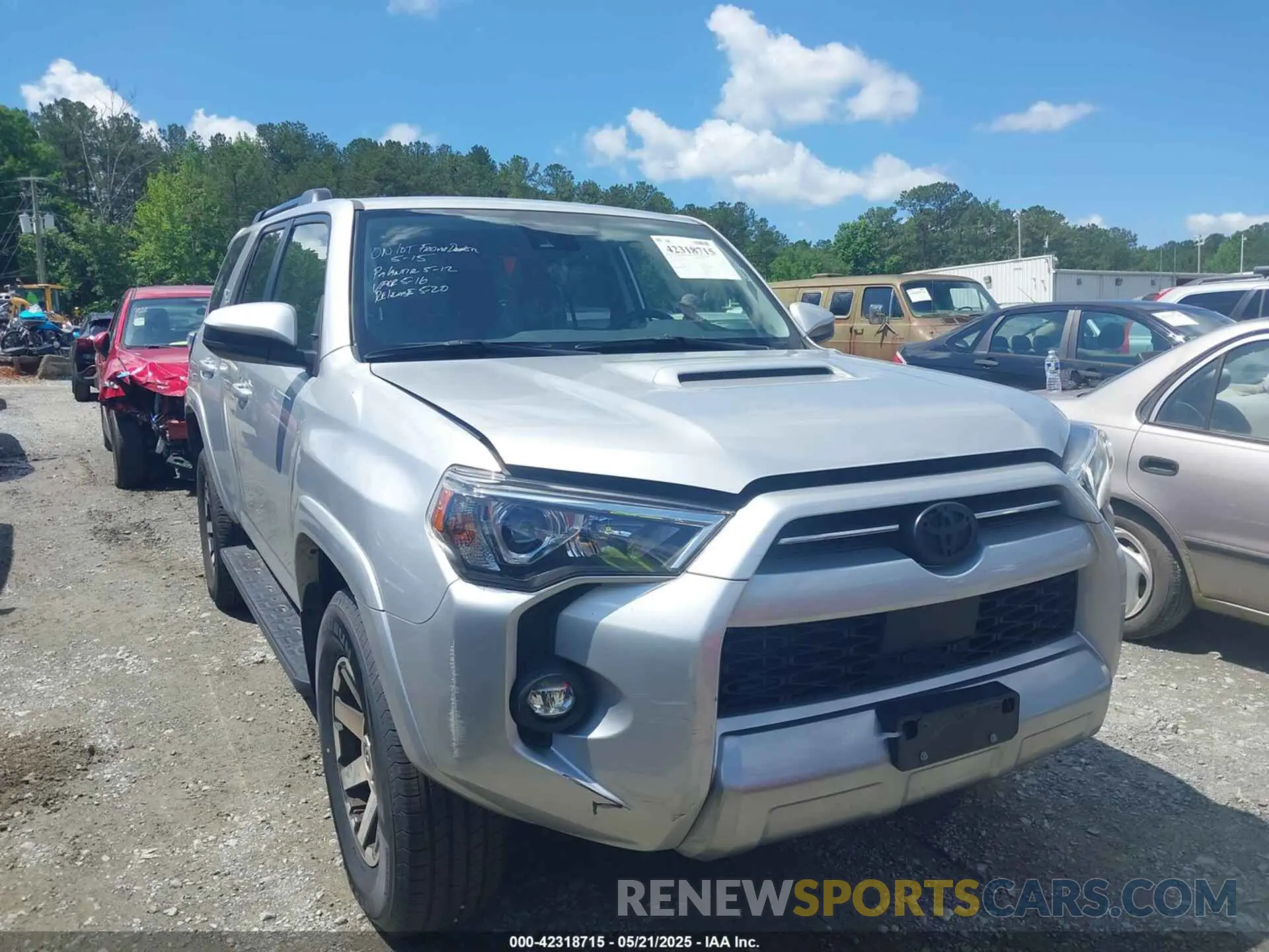 1 fotografías del automóvil dañado JTEPU5JR7R6256199 TOYOTA 4RUNNER 2024