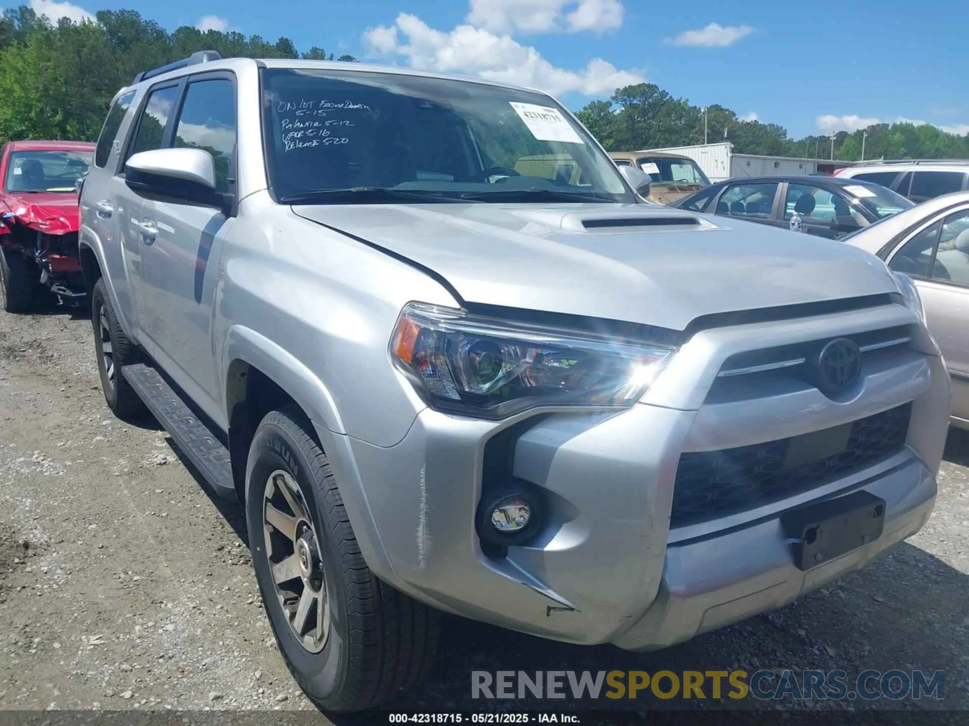 13 fotografías del automóvil dañado JTEPU5JR7R6256199 TOYOTA 4RUNNER 2024