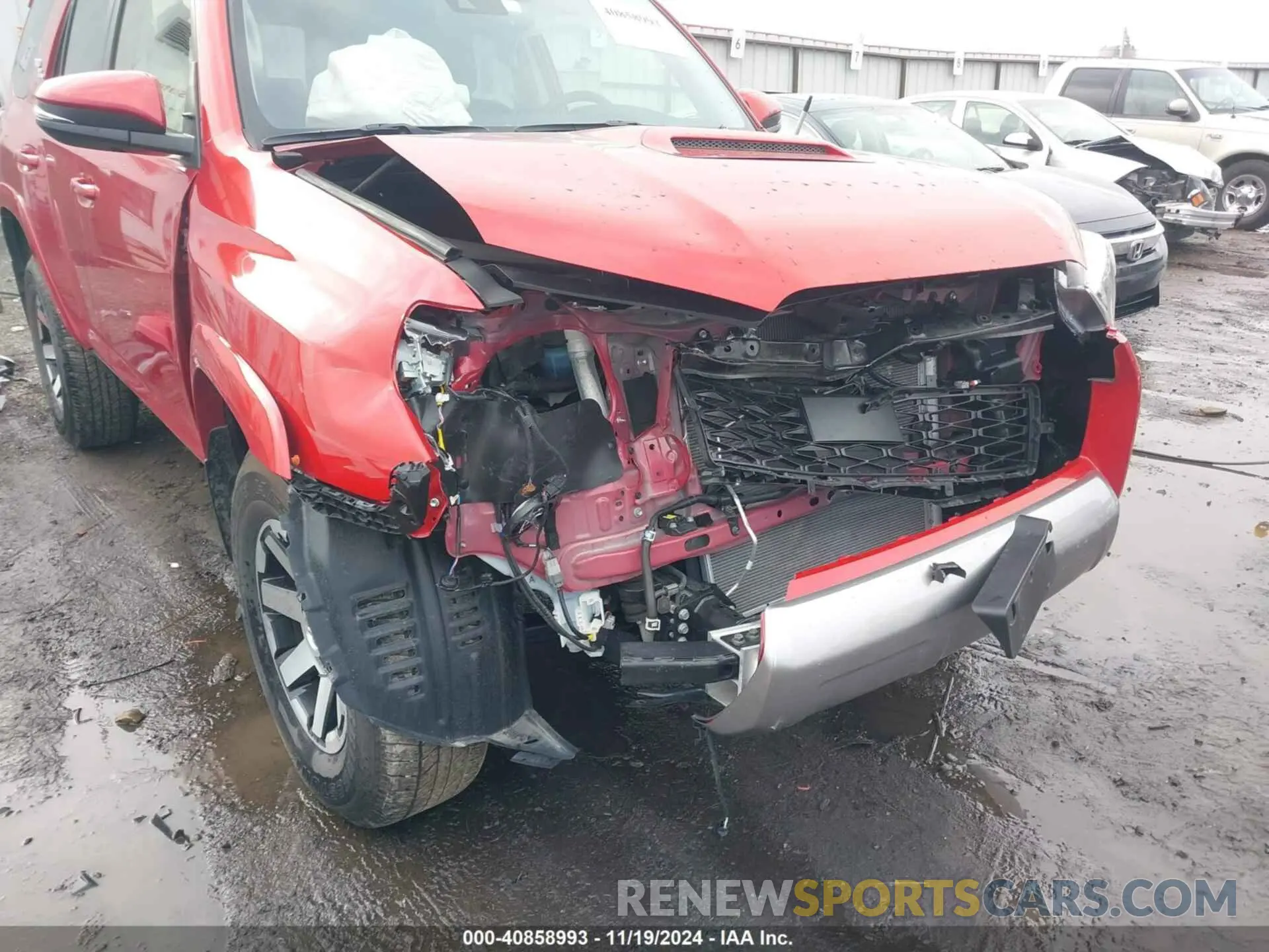 6 fotografías del automóvil dañado JTERU5JR0R6215843 TOYOTA 4RUNNER 2024
