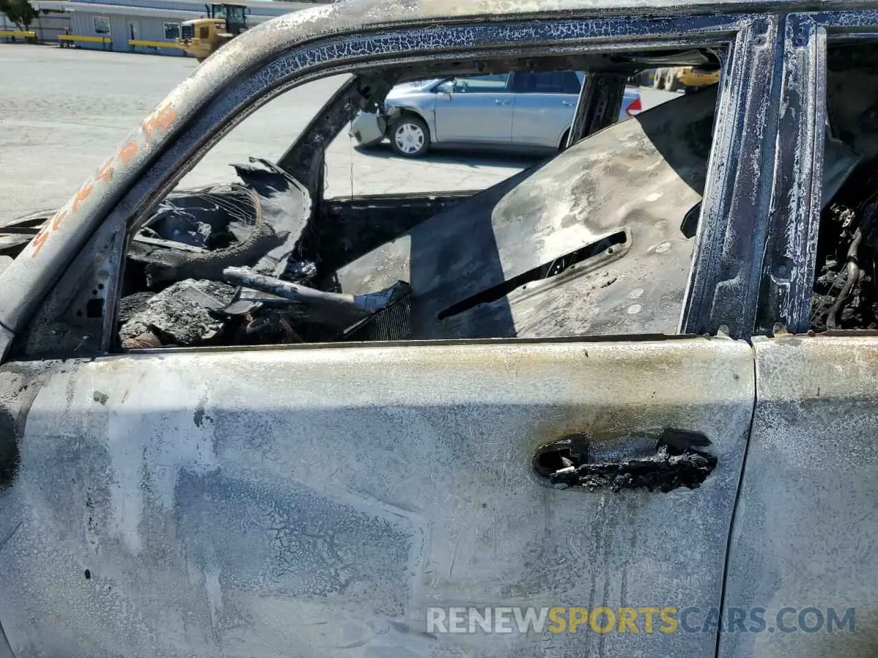 7 fotografías del automóvil dañado JTERU5JR2R6253395 TOYOTA 4RUNNER 2024