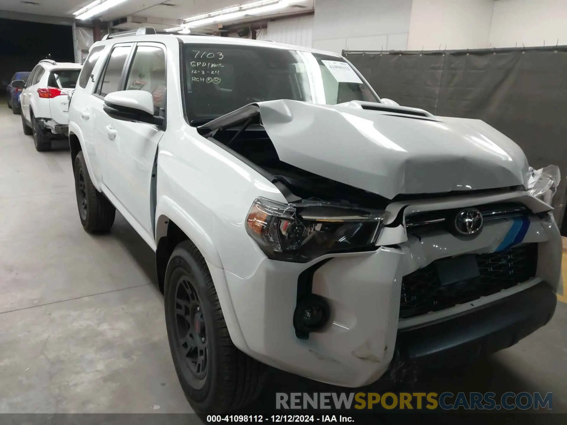 1 fotografías del automóvil dañado JTERU5JR3R6260811 TOYOTA 4RUNNER 2024