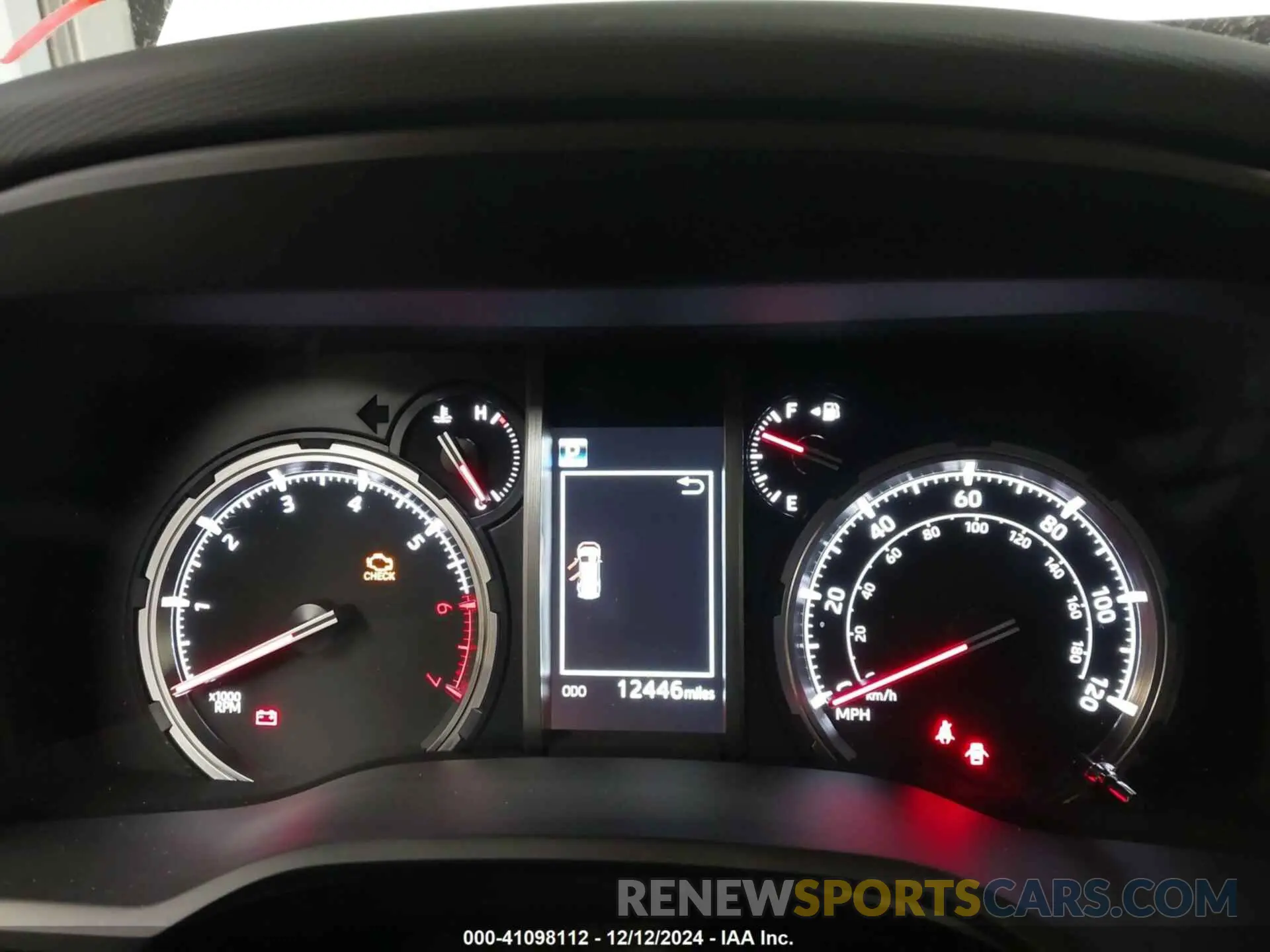 7 fotografías del automóvil dañado JTERU5JR3R6260811 TOYOTA 4RUNNER 2024