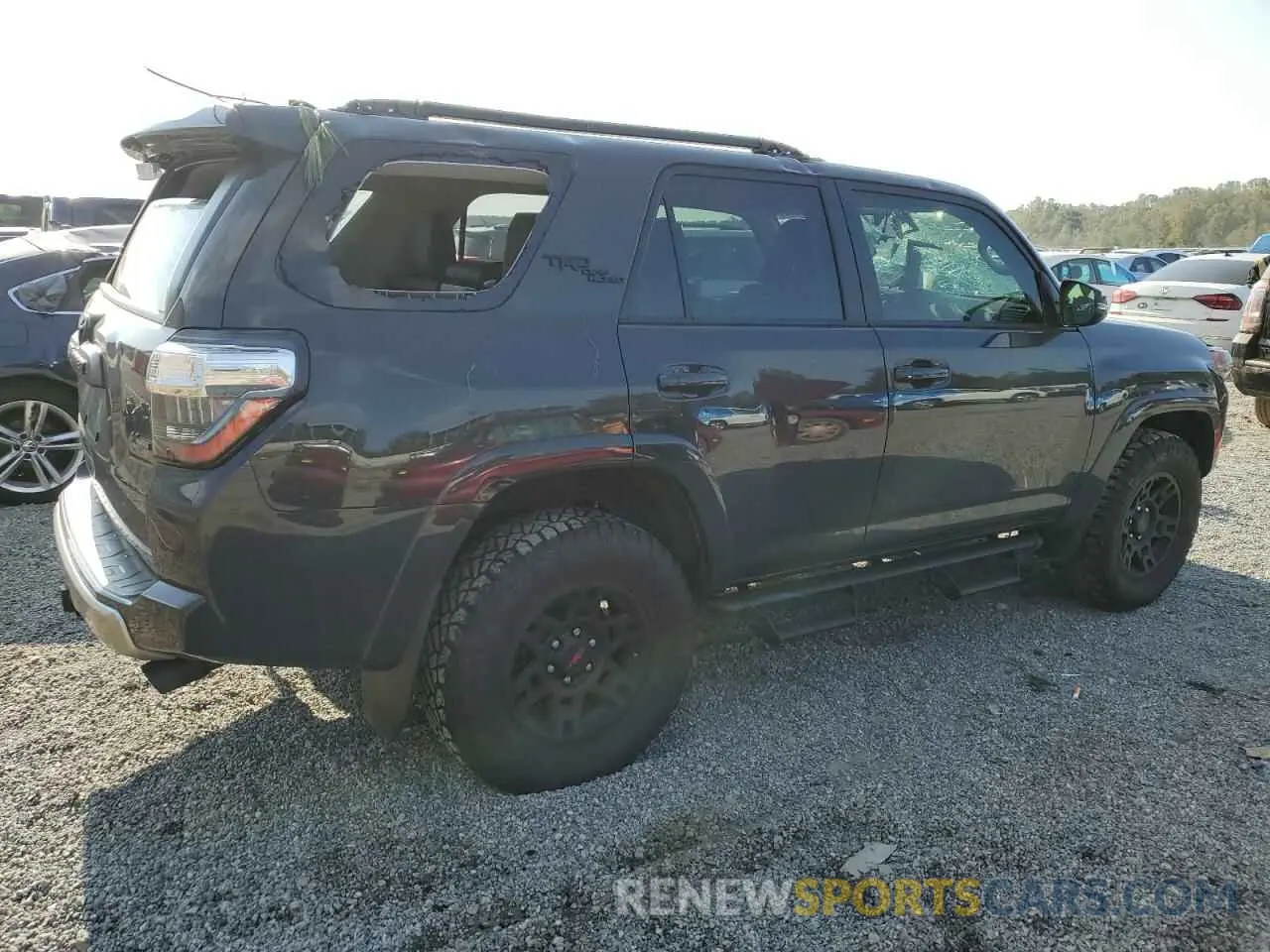 3 fotografías del automóvil dañado JTERU5JR4R6272224 TOYOTA 4RUNNER 2024