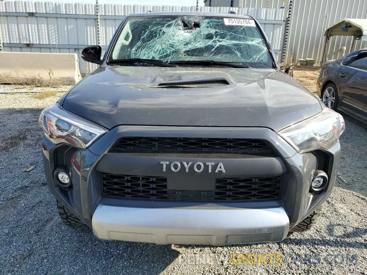 5 fotografías del automóvil dañado JTERU5JR4R6272224 TOYOTA 4RUNNER 2024