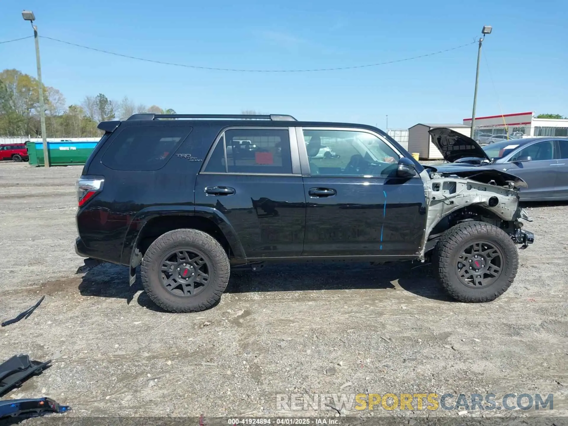14 fotografías del automóvil dañado JTERU5JR5R6263743 TOYOTA 4RUNNER 2024
