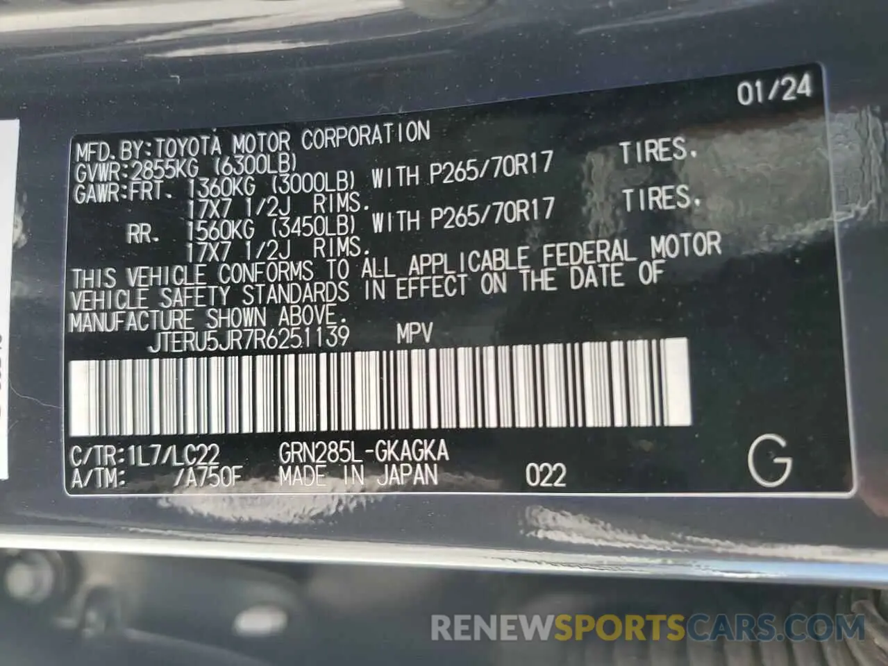 12 fotografías del automóvil dañado JTERU5JR7R6251139 TOYOTA 4RUNNER 2024